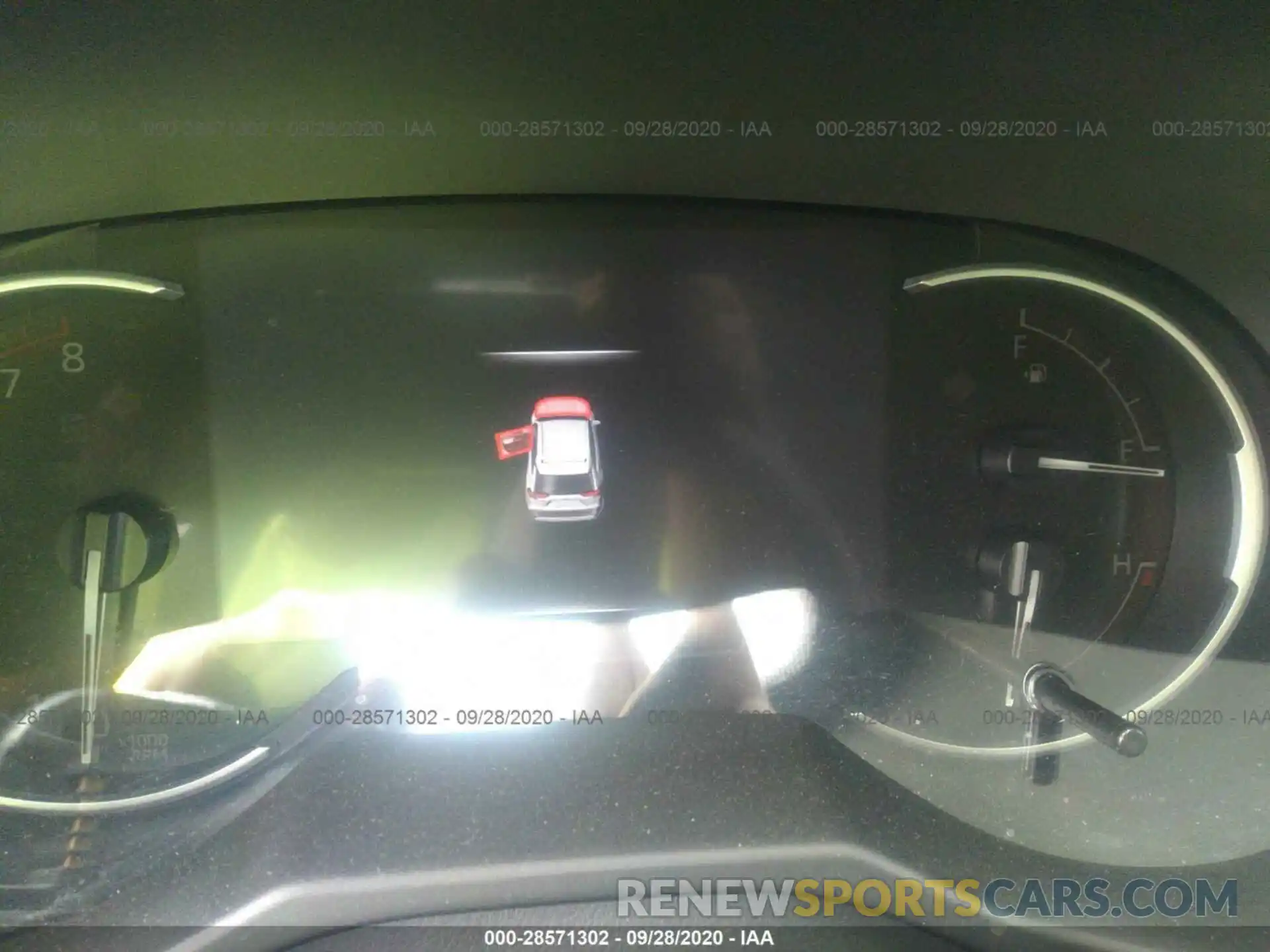 7 Photograph of a damaged car 2T3Y1RFV3KW032883 TOYOTA RAV4 2019