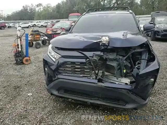 12 Photograph of a damaged car 2T3Y1RFV4KW049823 TOYOTA RAV4 2019