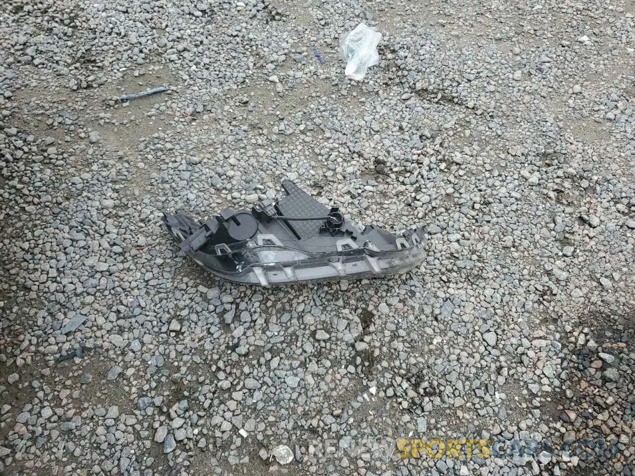 15 Photograph of a damaged car 2T3Y1RFV4KW049823 TOYOTA RAV4 2019