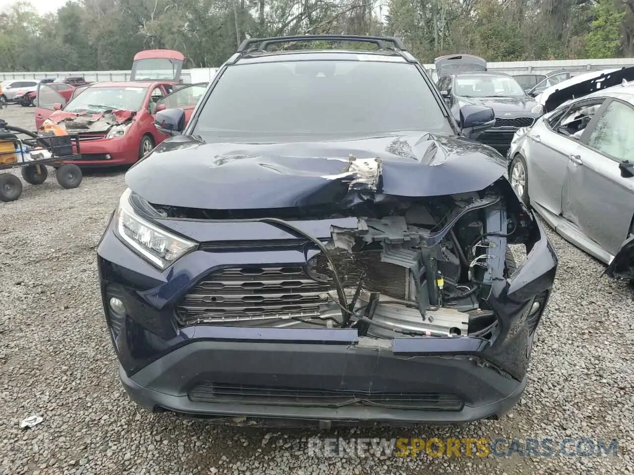 5 Photograph of a damaged car 2T3Y1RFV4KW049823 TOYOTA RAV4 2019