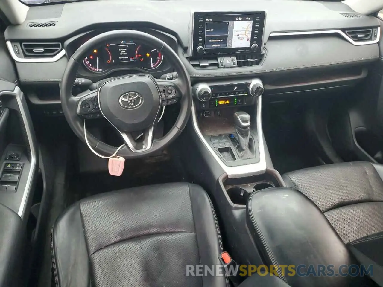 8 Photograph of a damaged car 2T3Y1RFV4KW049823 TOYOTA RAV4 2019