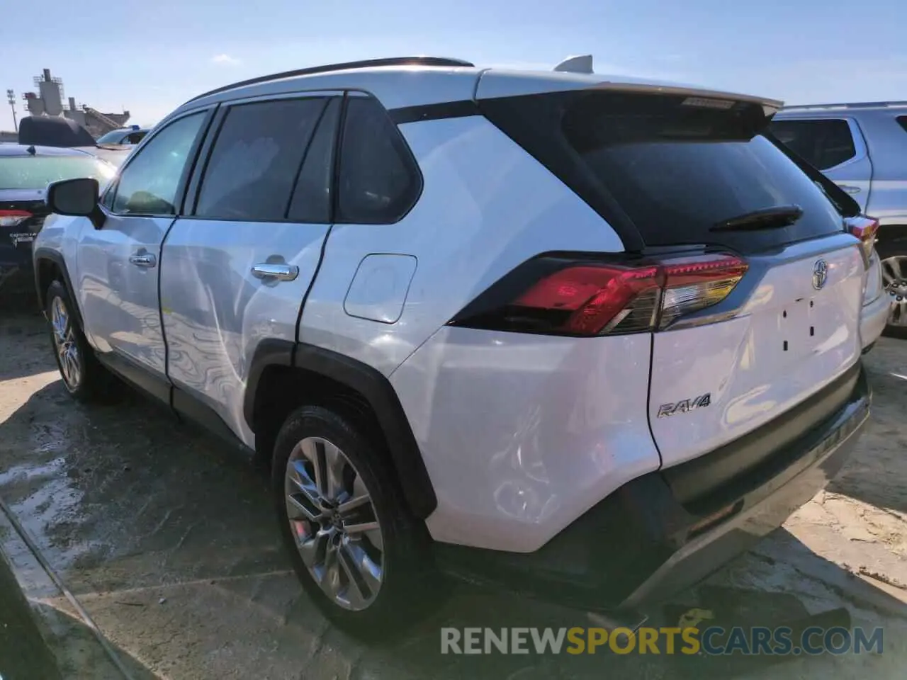 2 Photograph of a damaged car 2T3Y1RFV5KW013574 TOYOTA RAV4 2019