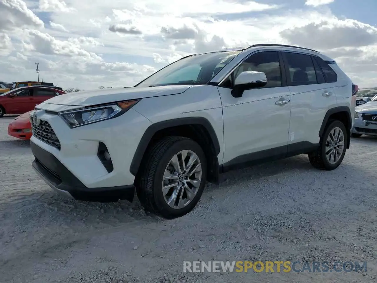 1 Photograph of a damaged car 2T3Y1RFV6KW027208 TOYOTA RAV4 2019