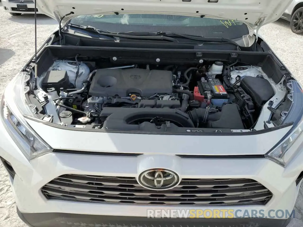 12 Photograph of a damaged car 2T3Y1RFV6KW027208 TOYOTA RAV4 2019