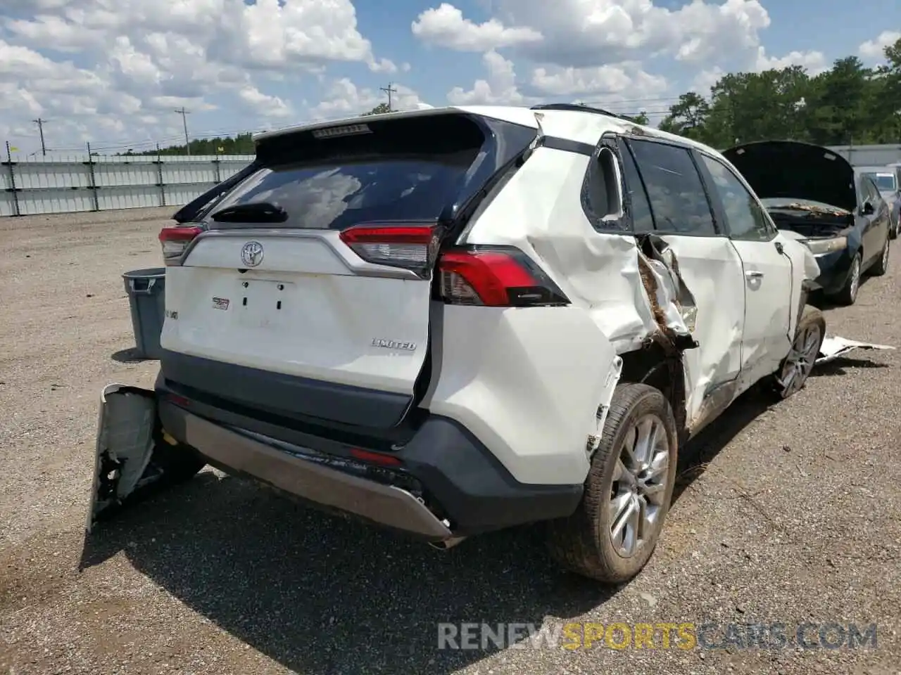 4 Photograph of a damaged car 2T3Y1RFV7KC007454 TOYOTA RAV4 2019