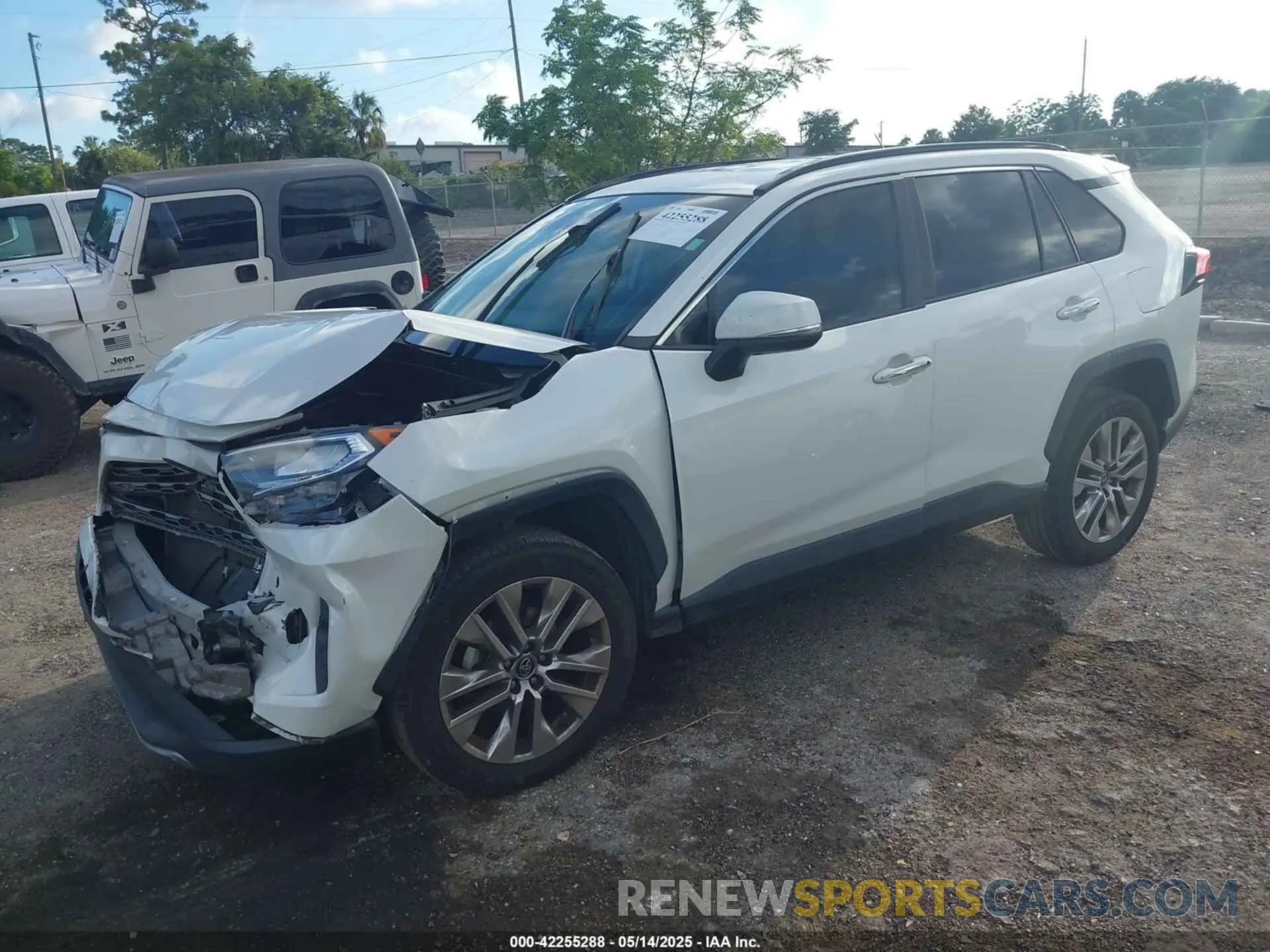 2 Photograph of a damaged car 2T3Y1RFV7KW017853 TOYOTA RAV4 2019