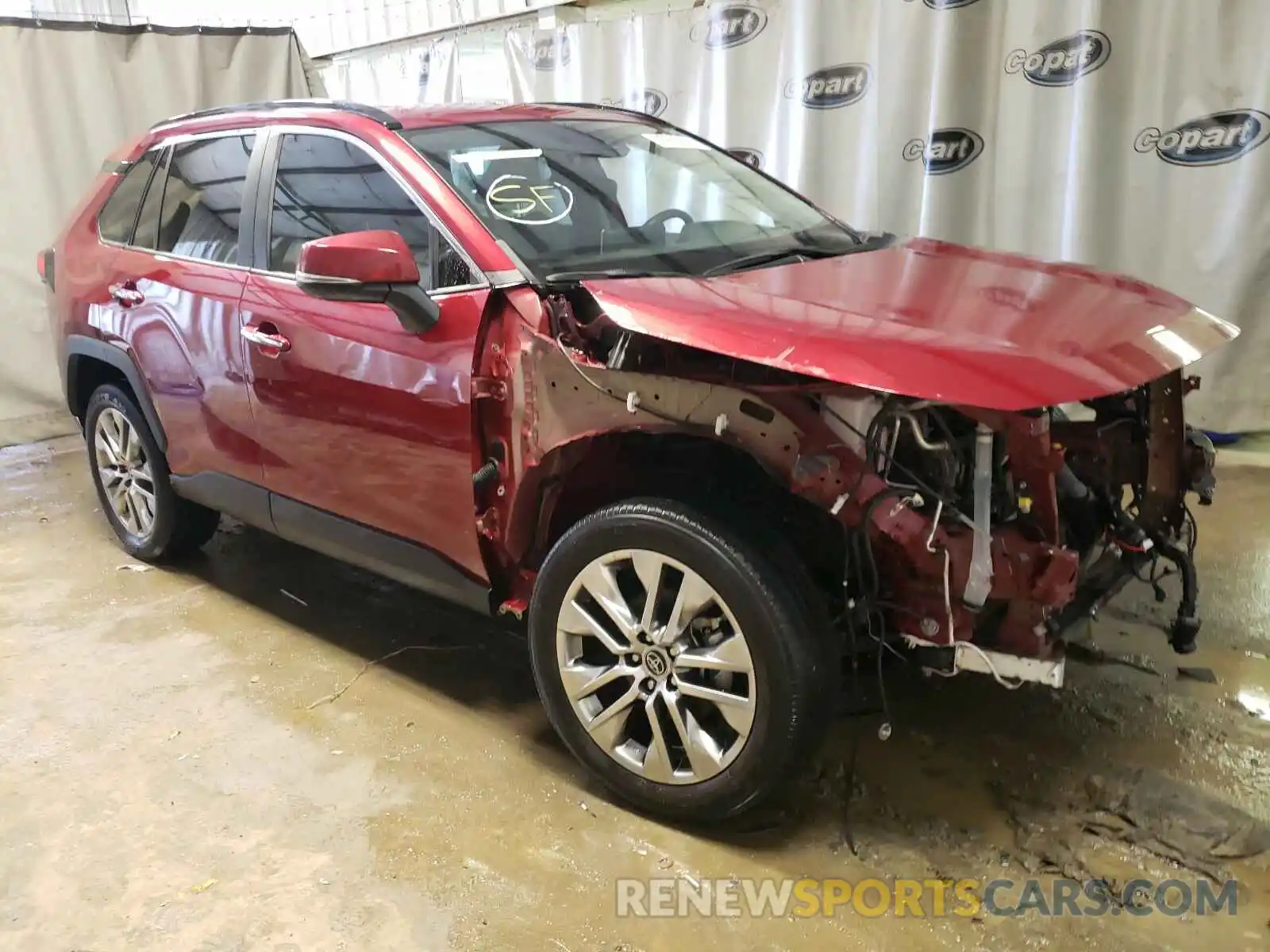 1 Photograph of a damaged car 2T3Y1RFV9KC010954 TOYOTA RAV4 2019