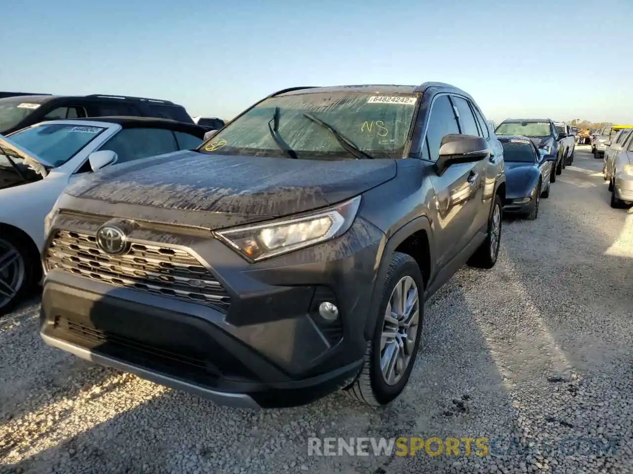 2 Photograph of a damaged car 2T3Y1RFV9KW018633 TOYOTA RAV4 2019