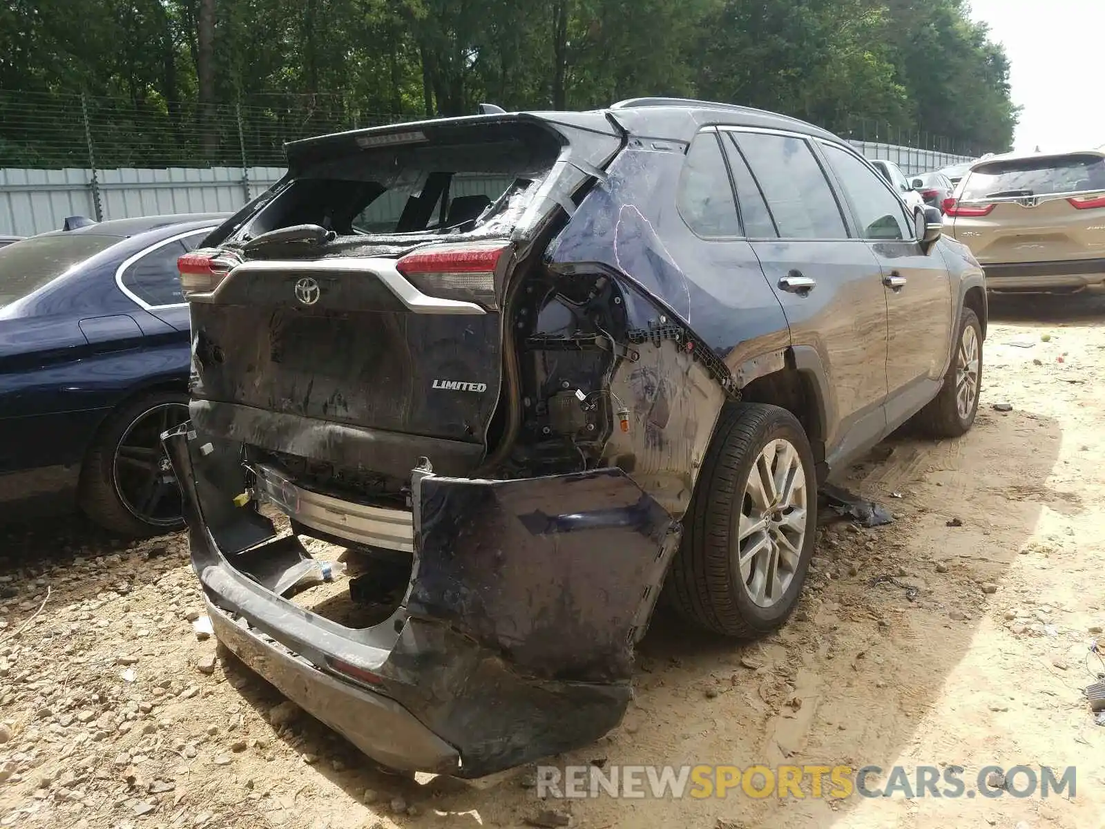 4 Photograph of a damaged car 2T3Y1RFV9KW019667 TOYOTA RAV4 2019