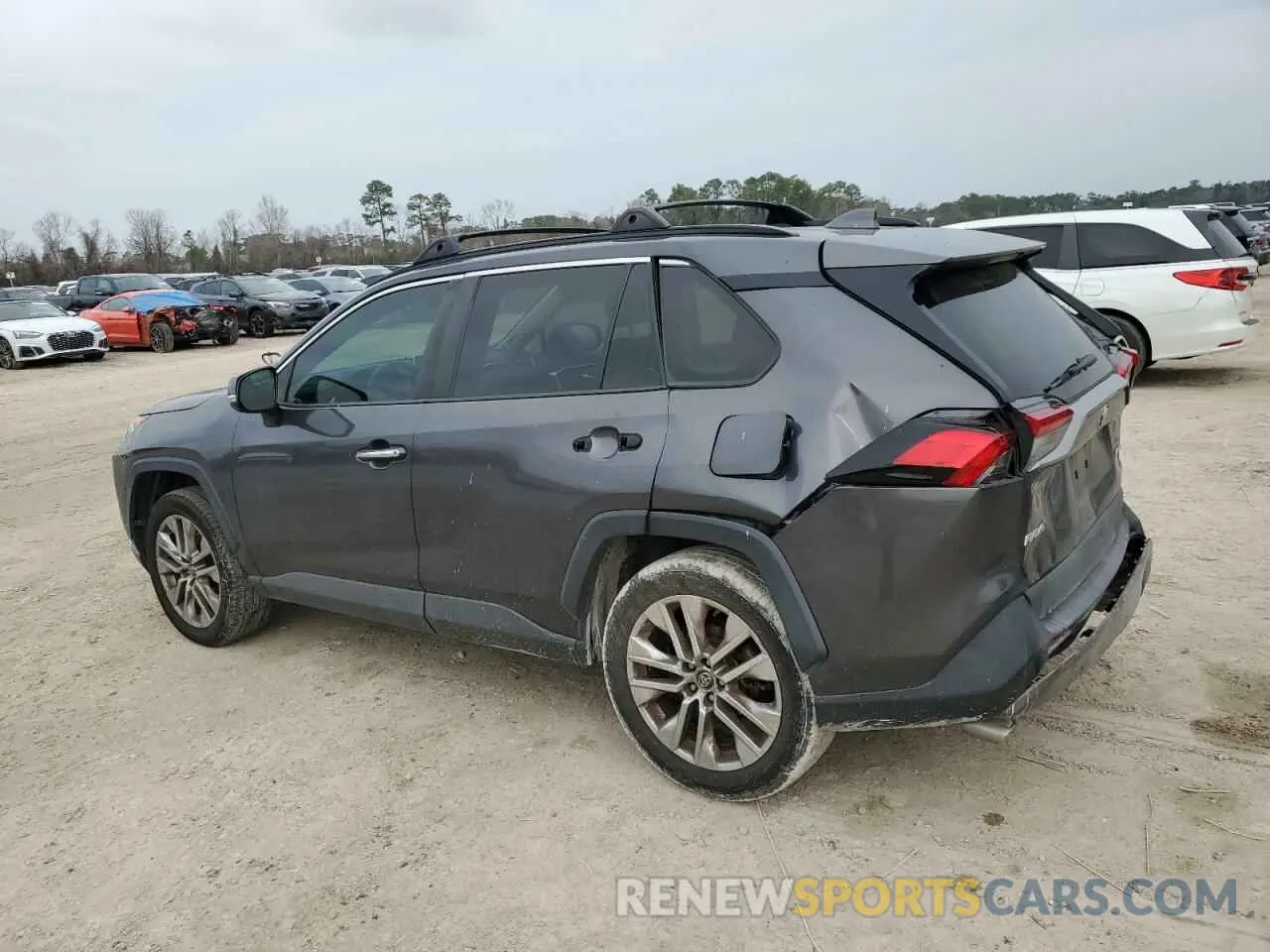 2 Photograph of a damaged car 2T3Y1RFV9KW034430 TOYOTA RAV4 2019