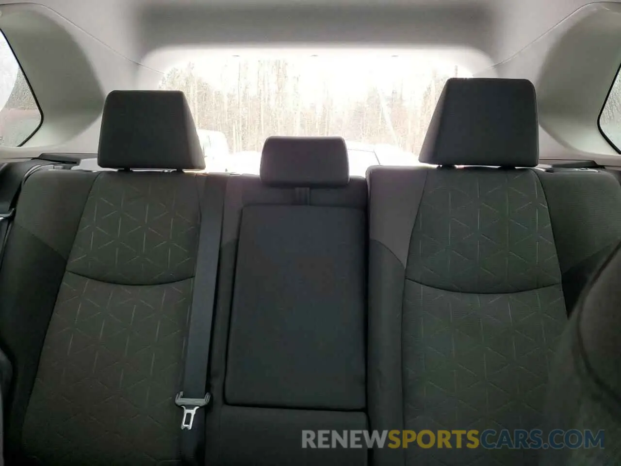 10 Photograph of a damaged car 2T3Z1RFV5KC009983 TOYOTA RAV4 2019