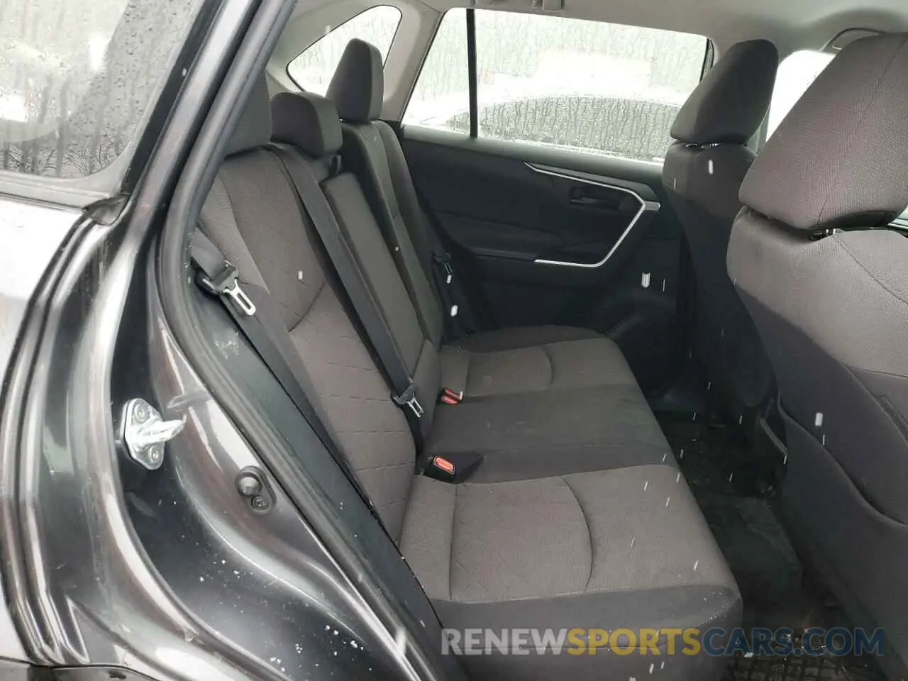 11 Photograph of a damaged car 2T3Z1RFV5KC009983 TOYOTA RAV4 2019