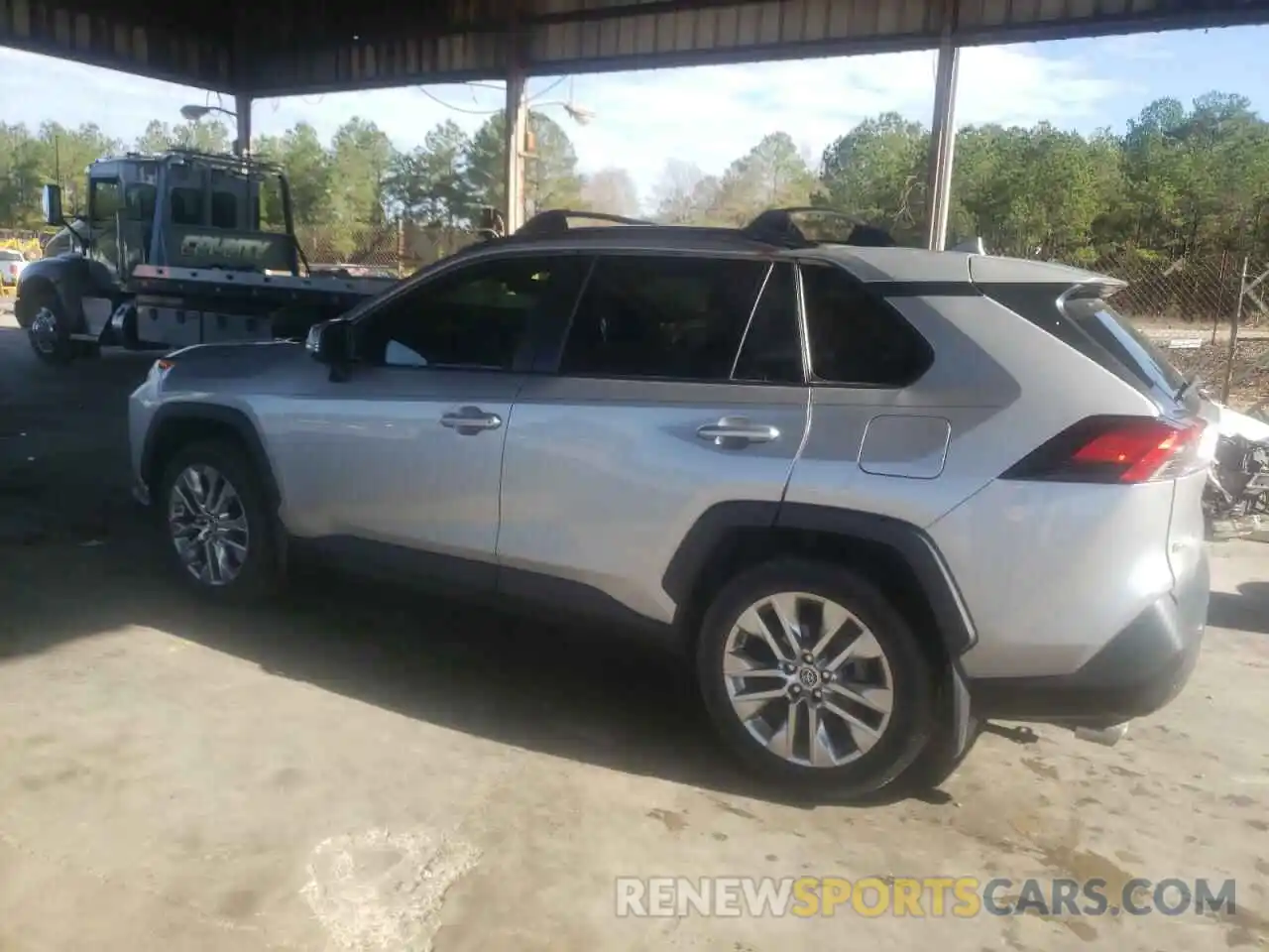 2 Photograph of a damaged car JTMA1RFV0KD022133 TOYOTA RAV4 2019