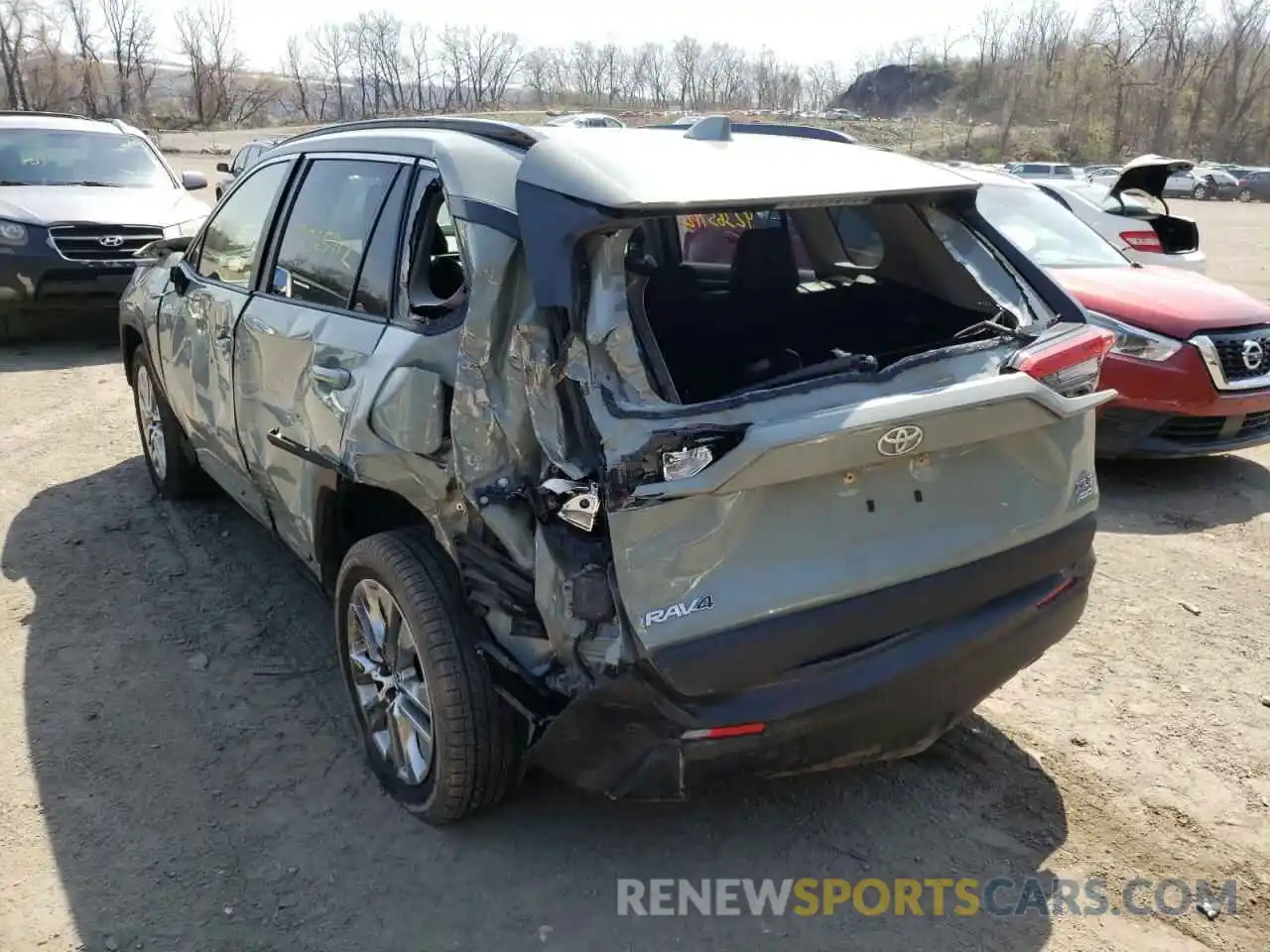 3 Photograph of a damaged car JTMA1RFV0KD039210 TOYOTA RAV4 2019