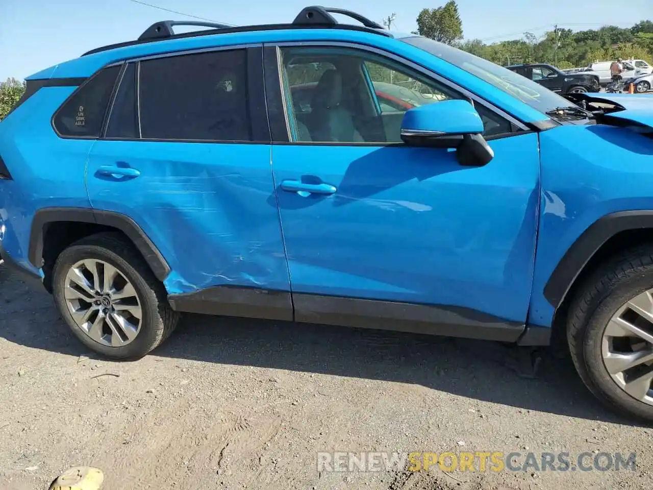 9 Photograph of a damaged car JTMA1RFV0KD506173 TOYOTA RAV4 2019