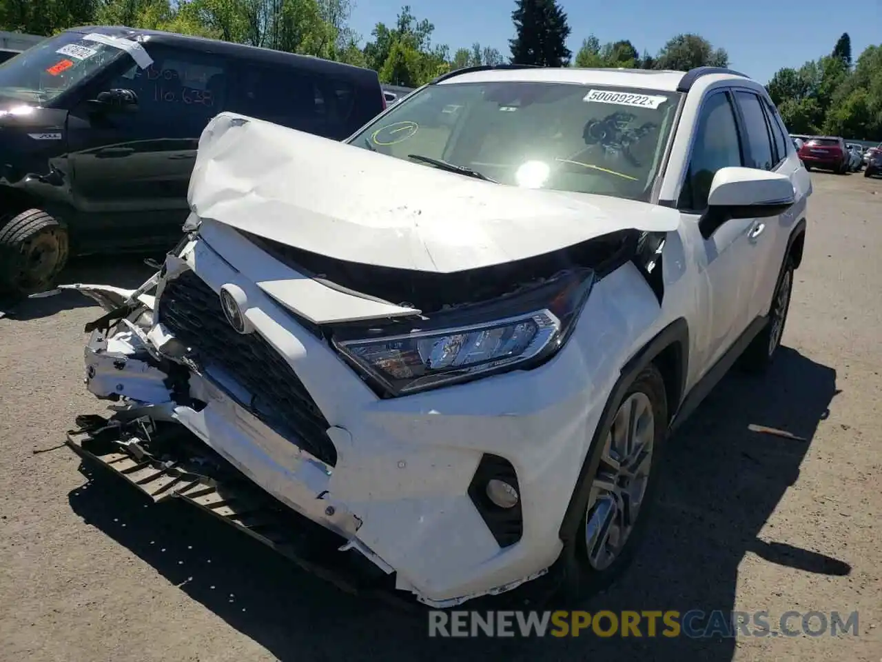 2 Photograph of a damaged car JTMA1RFV0KD515519 TOYOTA RAV4 2019