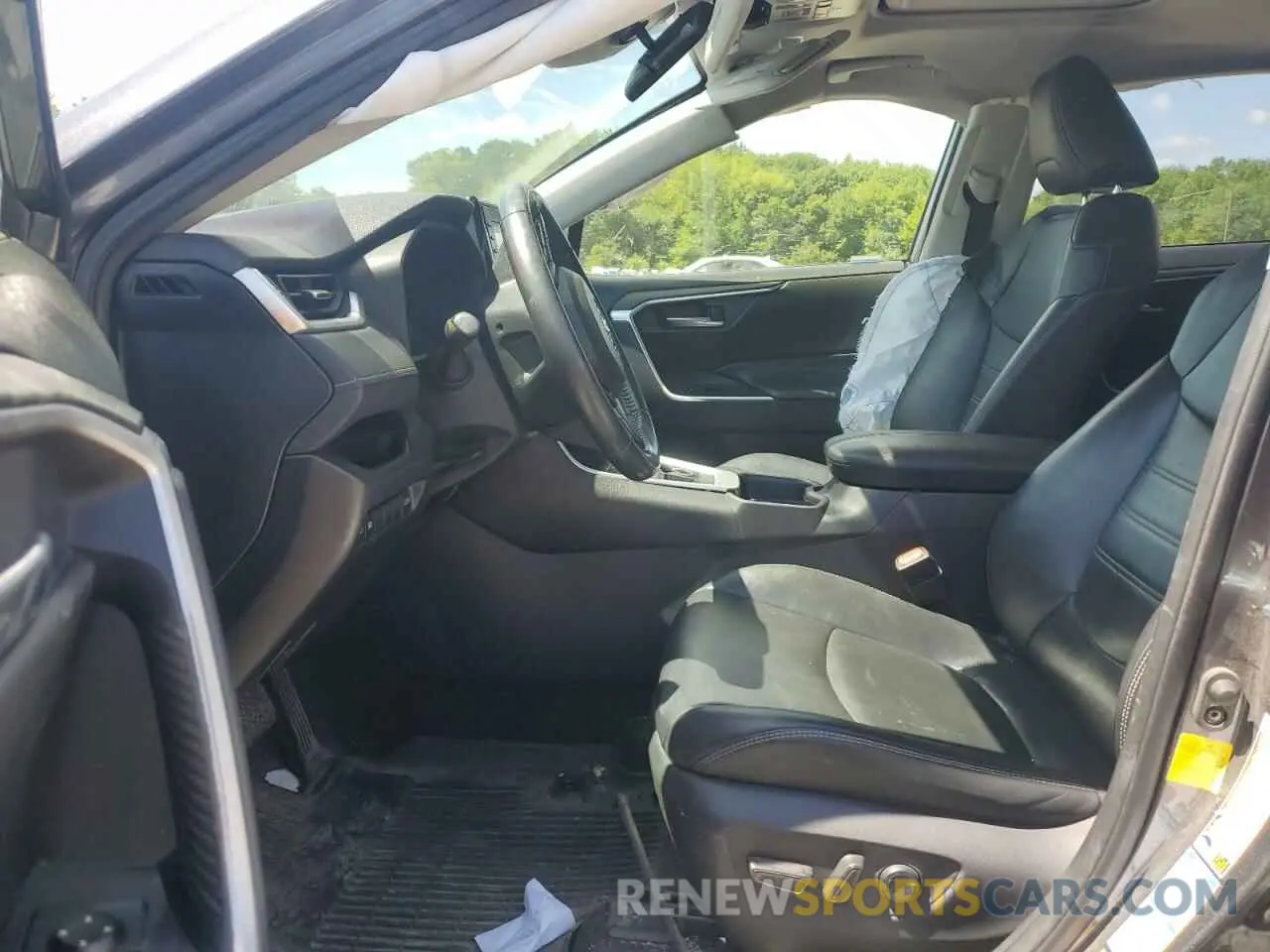 7 Photograph of a damaged car JTMA1RFV1KD011688 TOYOTA RAV4 2019