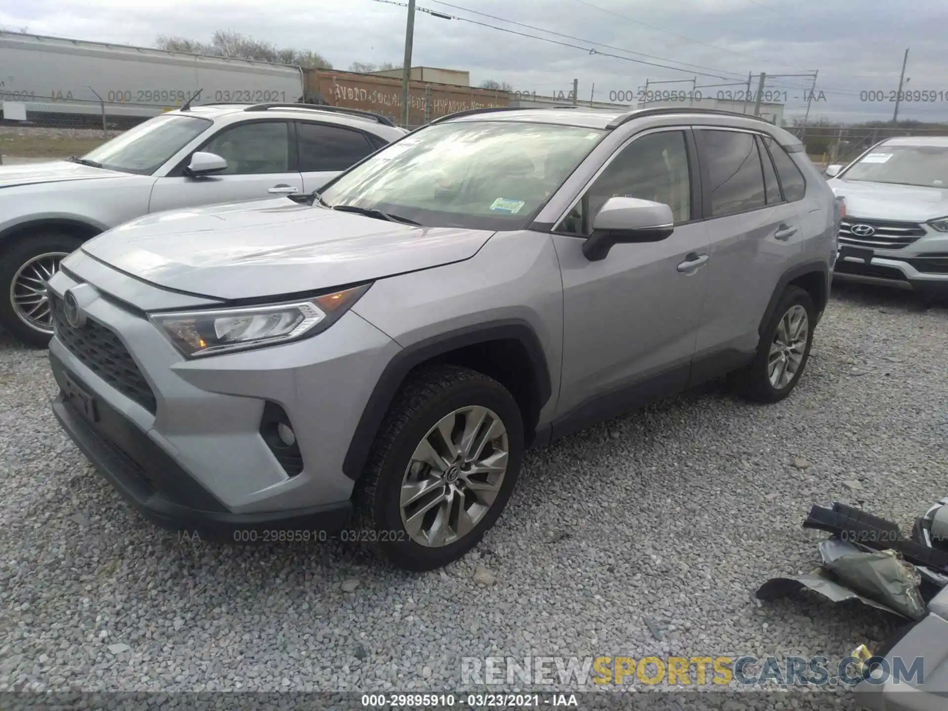 2 Photograph of a damaged car JTMA1RFV1KD014266 TOYOTA RAV4 2019