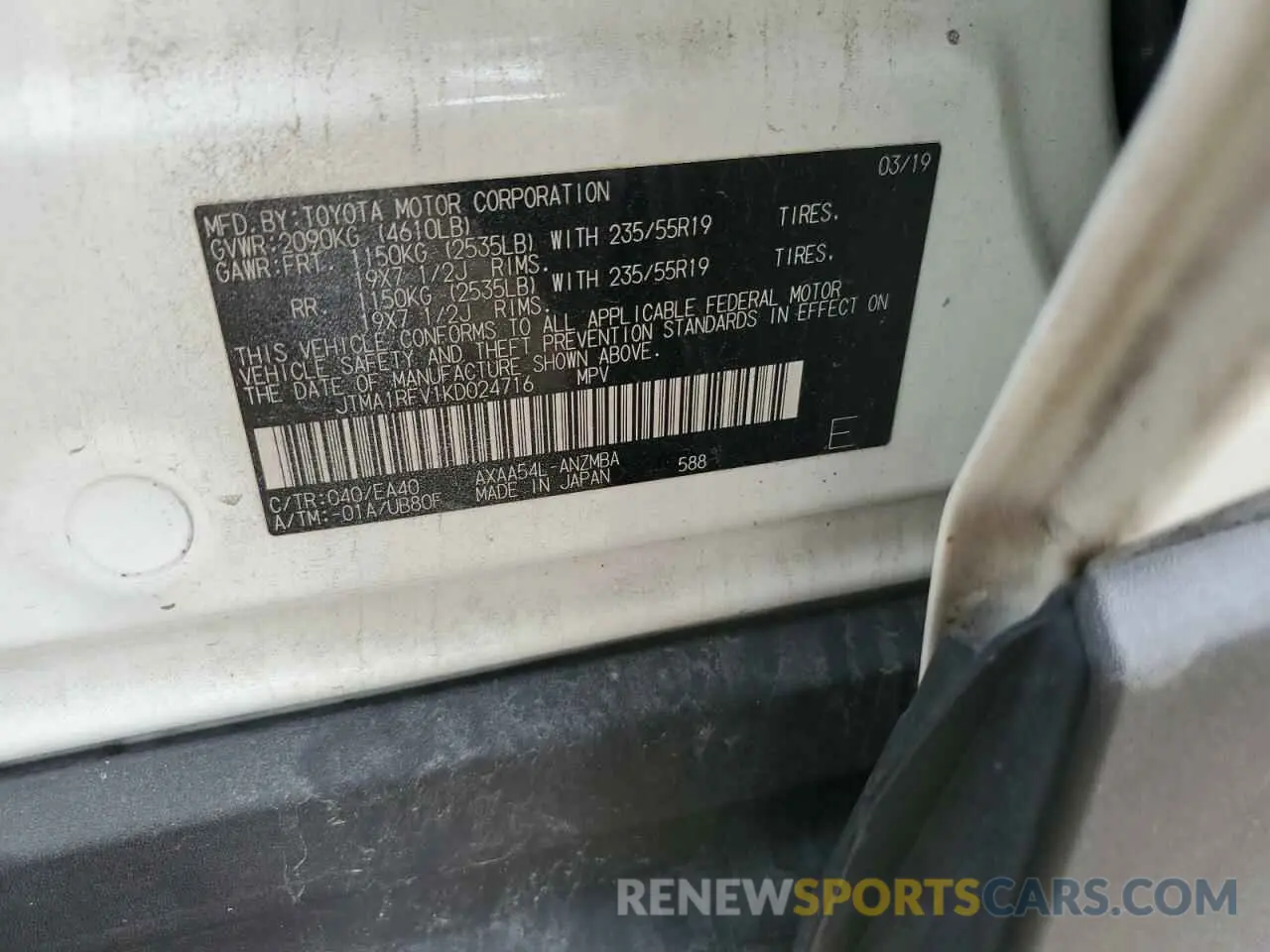 12 Photograph of a damaged car JTMA1RFV1KD024716 TOYOTA RAV4 2019