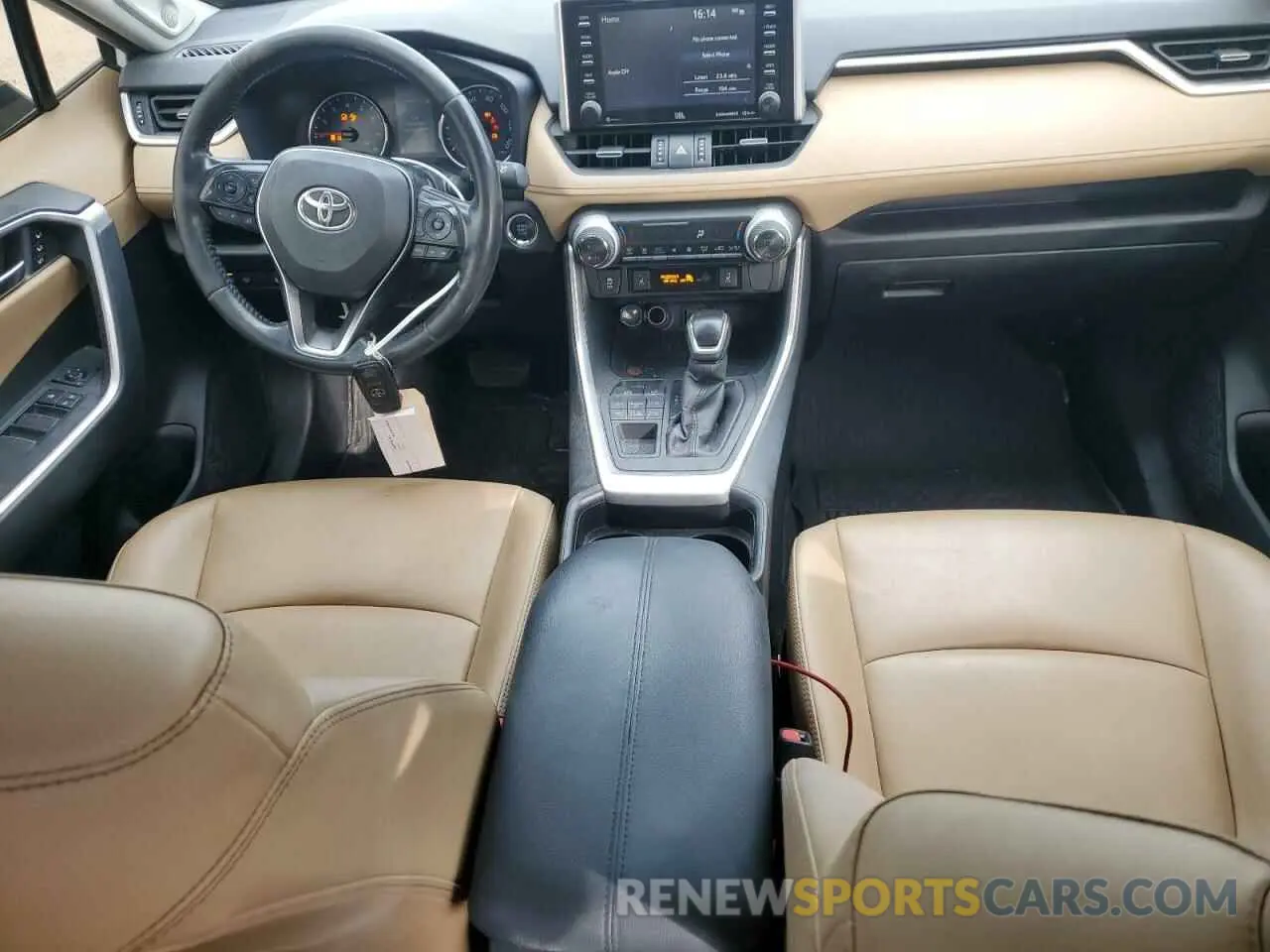 8 Photograph of a damaged car JTMA1RFV1KD024716 TOYOTA RAV4 2019