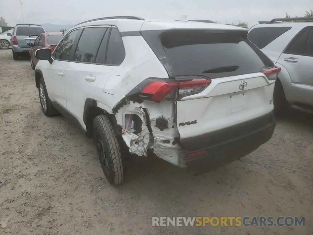 3 Photograph of a damaged car JTMA1RFV1KD029821 TOYOTA RAV4 2019