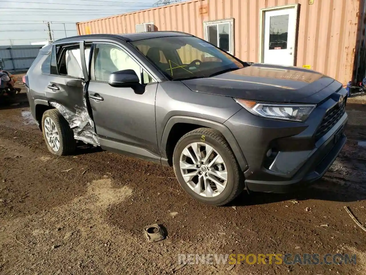 1 Photograph of a damaged car JTMA1RFV1KD033982 TOYOTA RAV4 2019