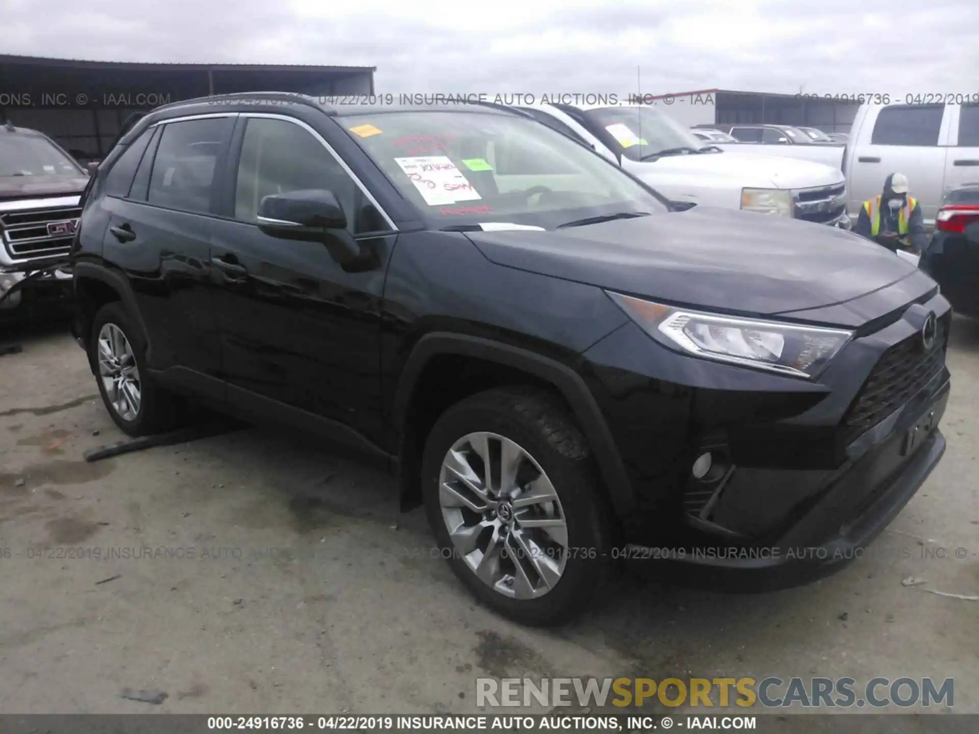 1 Photograph of a damaged car JTMA1RFV1KD500849 TOYOTA RAV4 2019