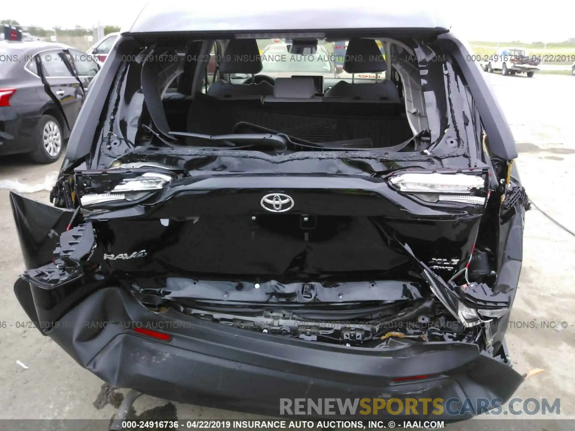 6 Photograph of a damaged car JTMA1RFV1KD500849 TOYOTA RAV4 2019