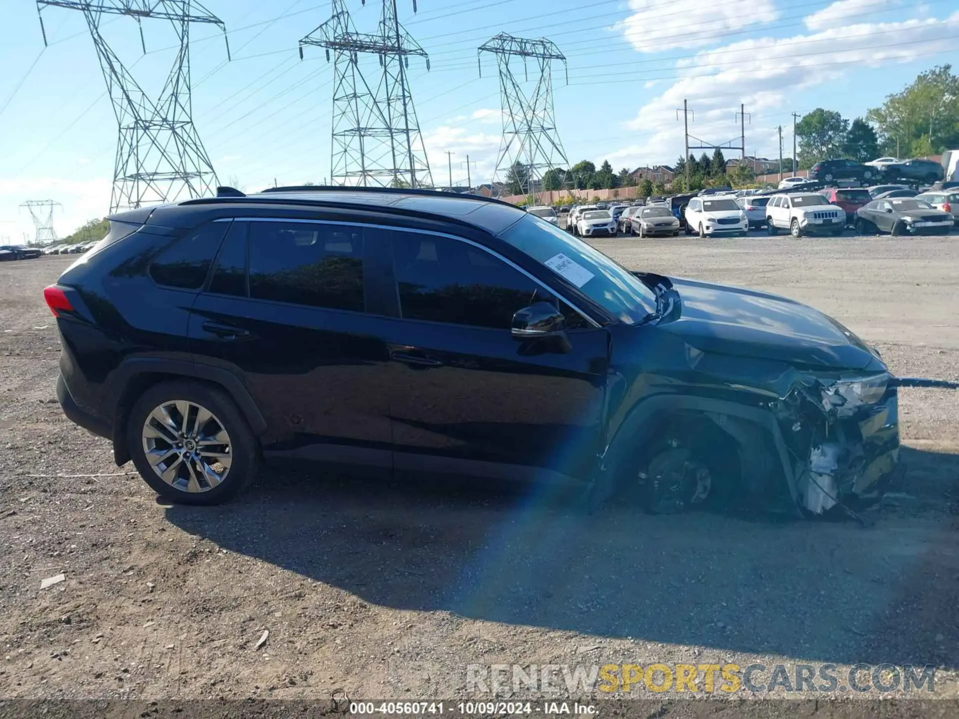 14 Photograph of a damaged car JTMA1RFV1KJ010879 TOYOTA RAV4 2019