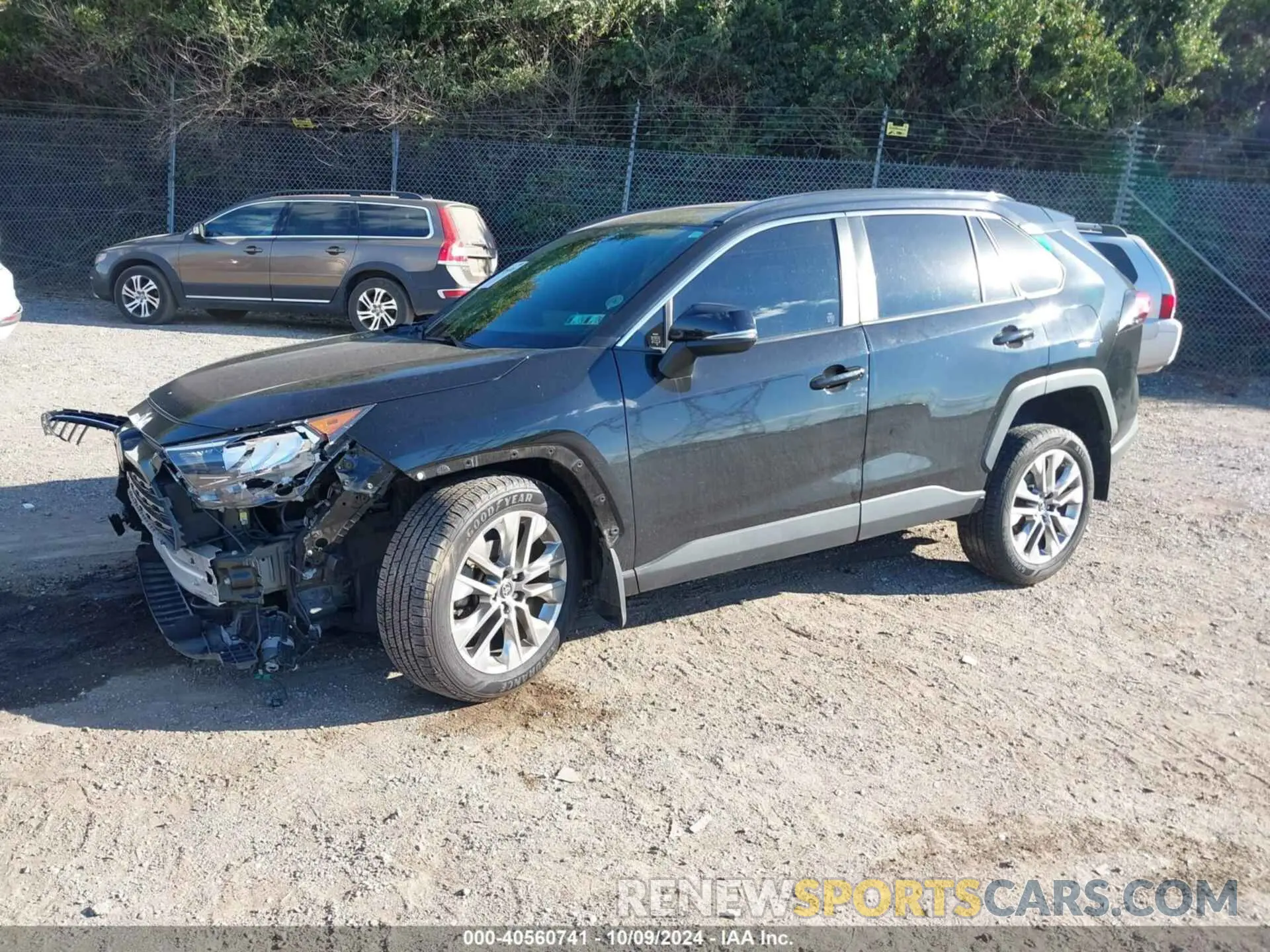 2 Photograph of a damaged car JTMA1RFV1KJ010879 TOYOTA RAV4 2019