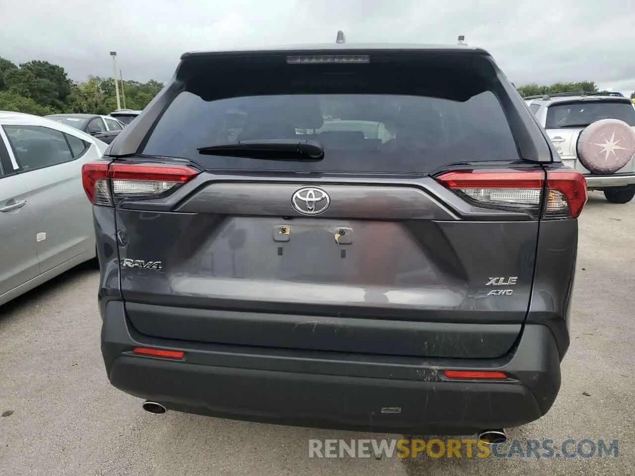 6 Photograph of a damaged car JTMA1RFV2KD005978 TOYOTA RAV4 2019