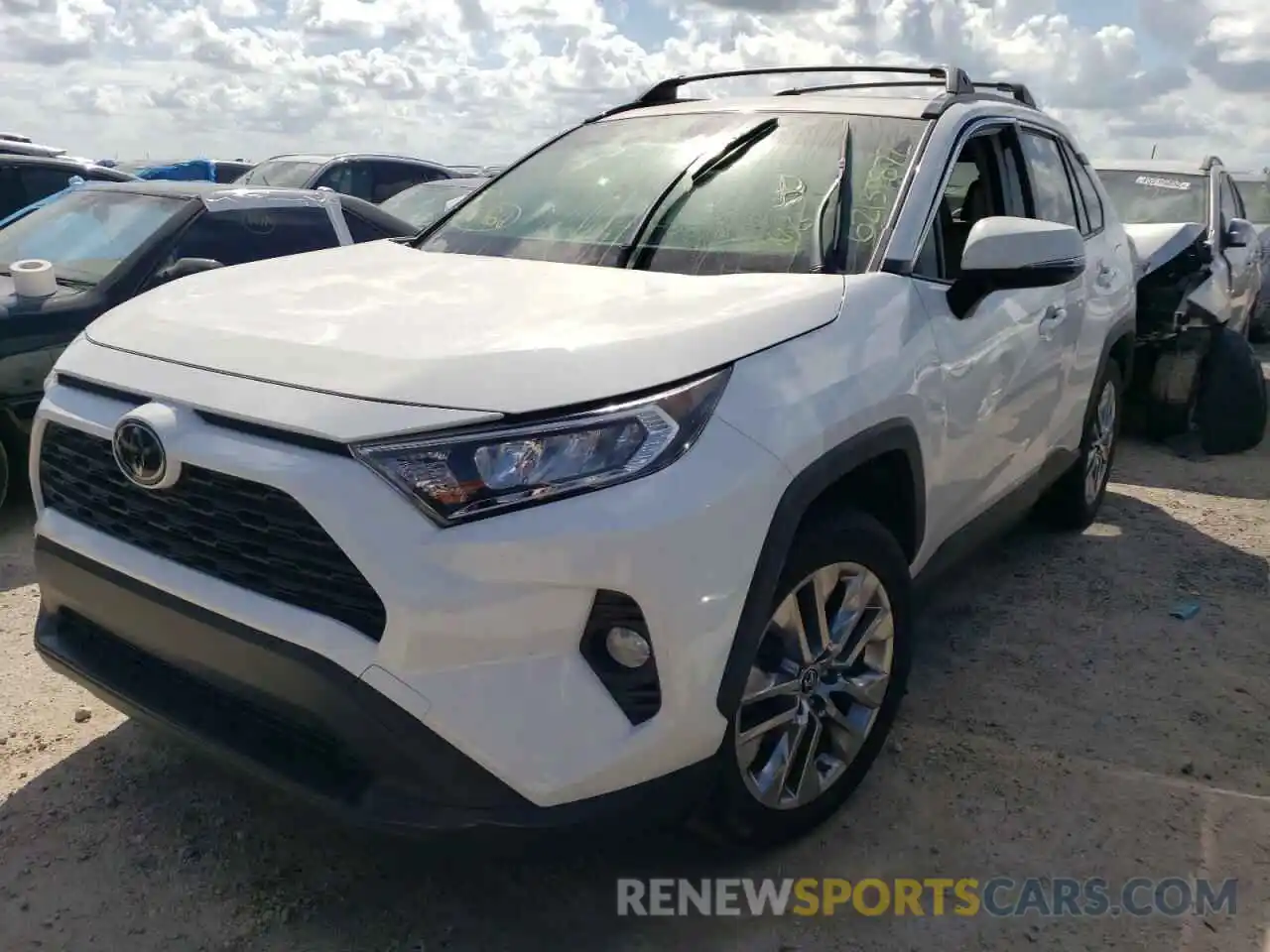 2 Photograph of a damaged car JTMA1RFV2KD021940 TOYOTA RAV4 2019