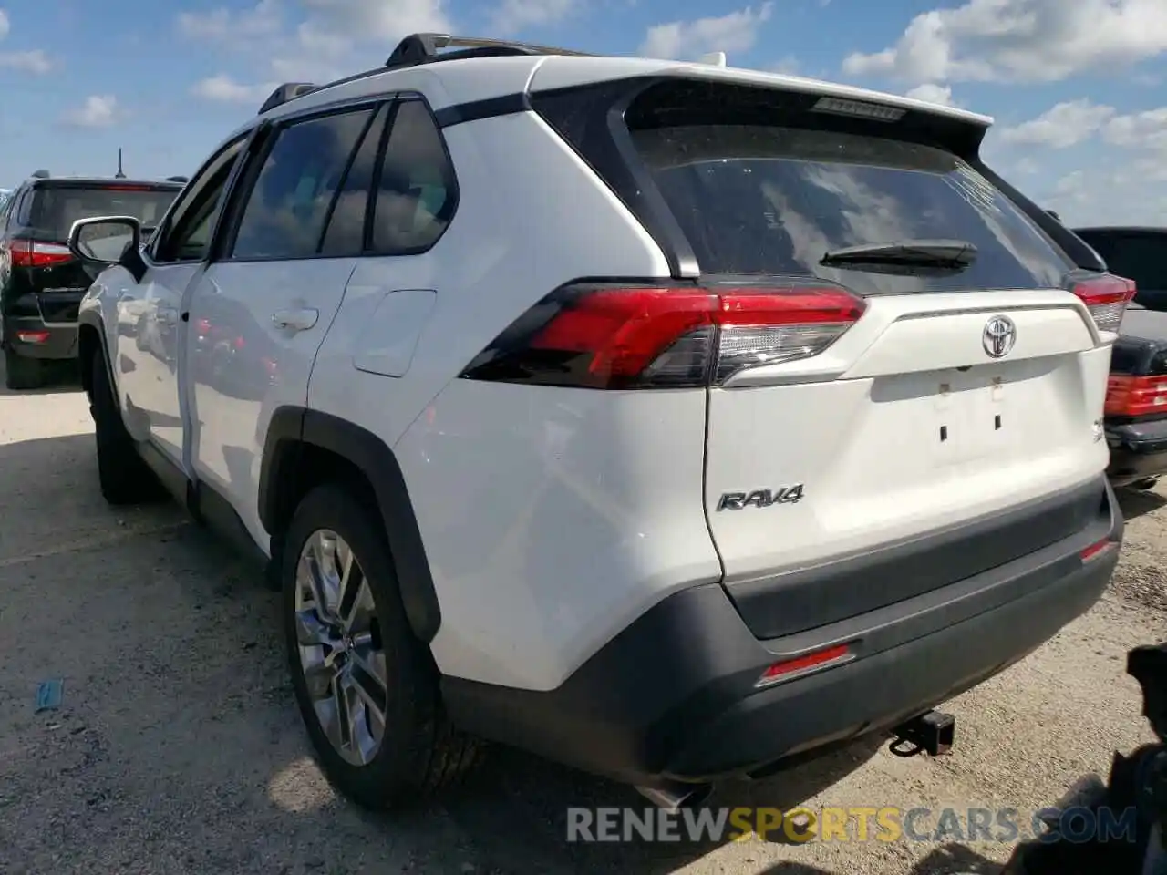 3 Photograph of a damaged car JTMA1RFV2KD021940 TOYOTA RAV4 2019