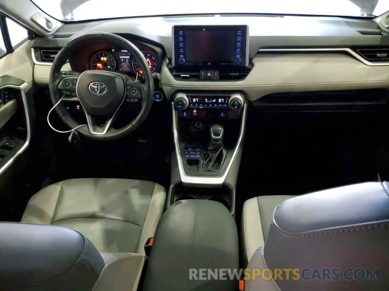 8 Photograph of a damaged car JTMA1RFV2KD033361 TOYOTA RAV4 2019