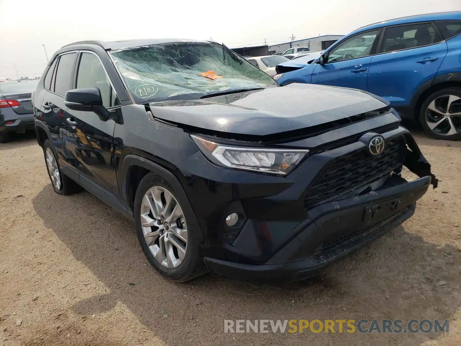 1 Photograph of a damaged car JTMA1RFV3KD029786 TOYOTA RAV4 2019