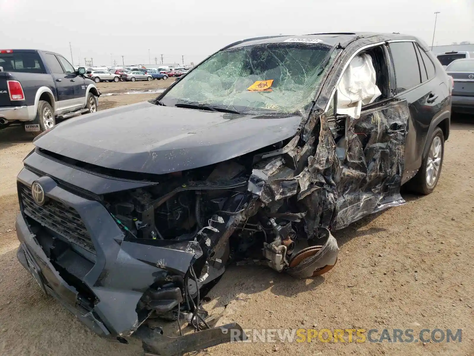 2 Photograph of a damaged car JTMA1RFV3KD029786 TOYOTA RAV4 2019