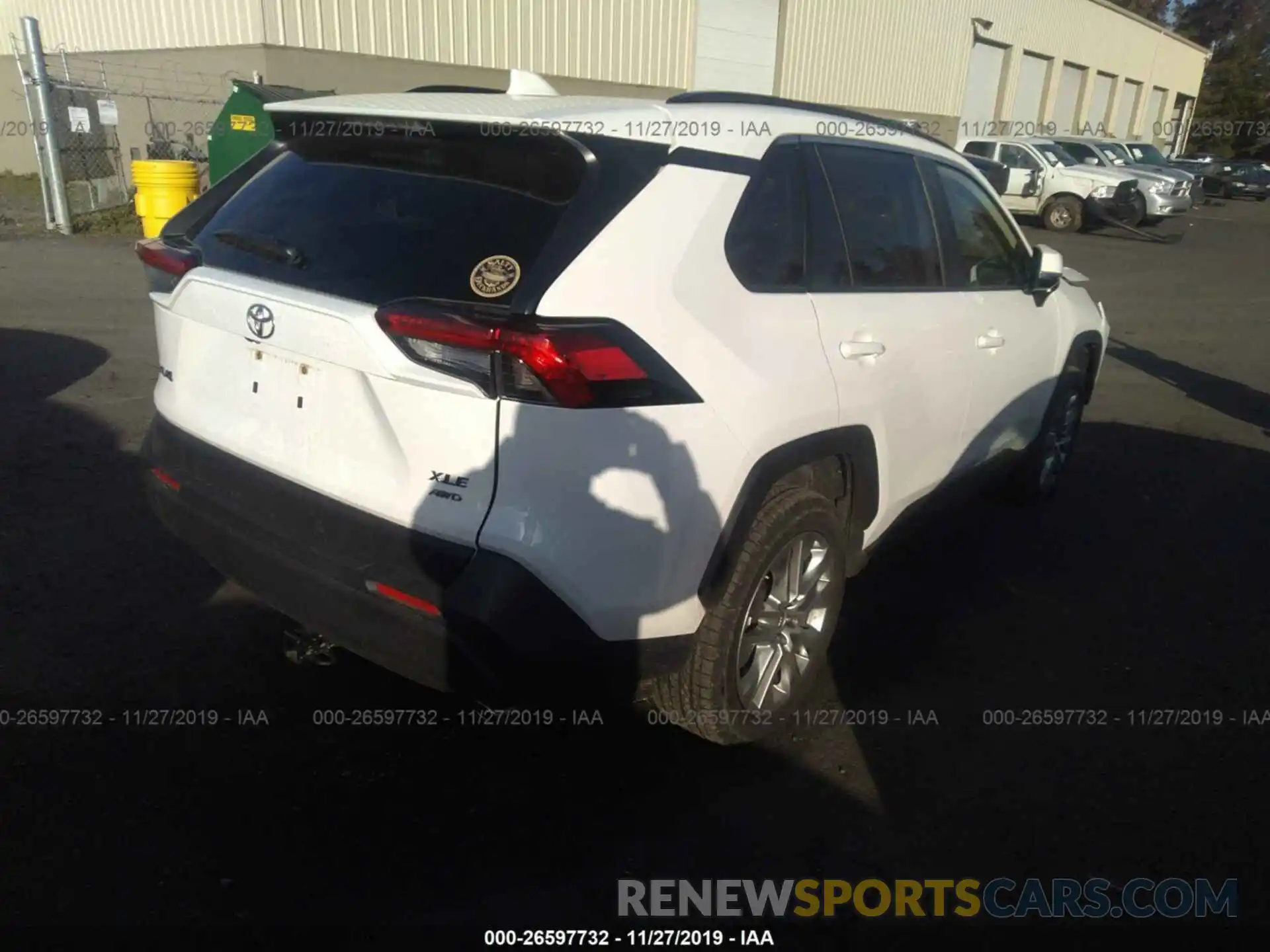 4 Photograph of a damaged car JTMA1RFV3KD037032 TOYOTA RAV4 2019