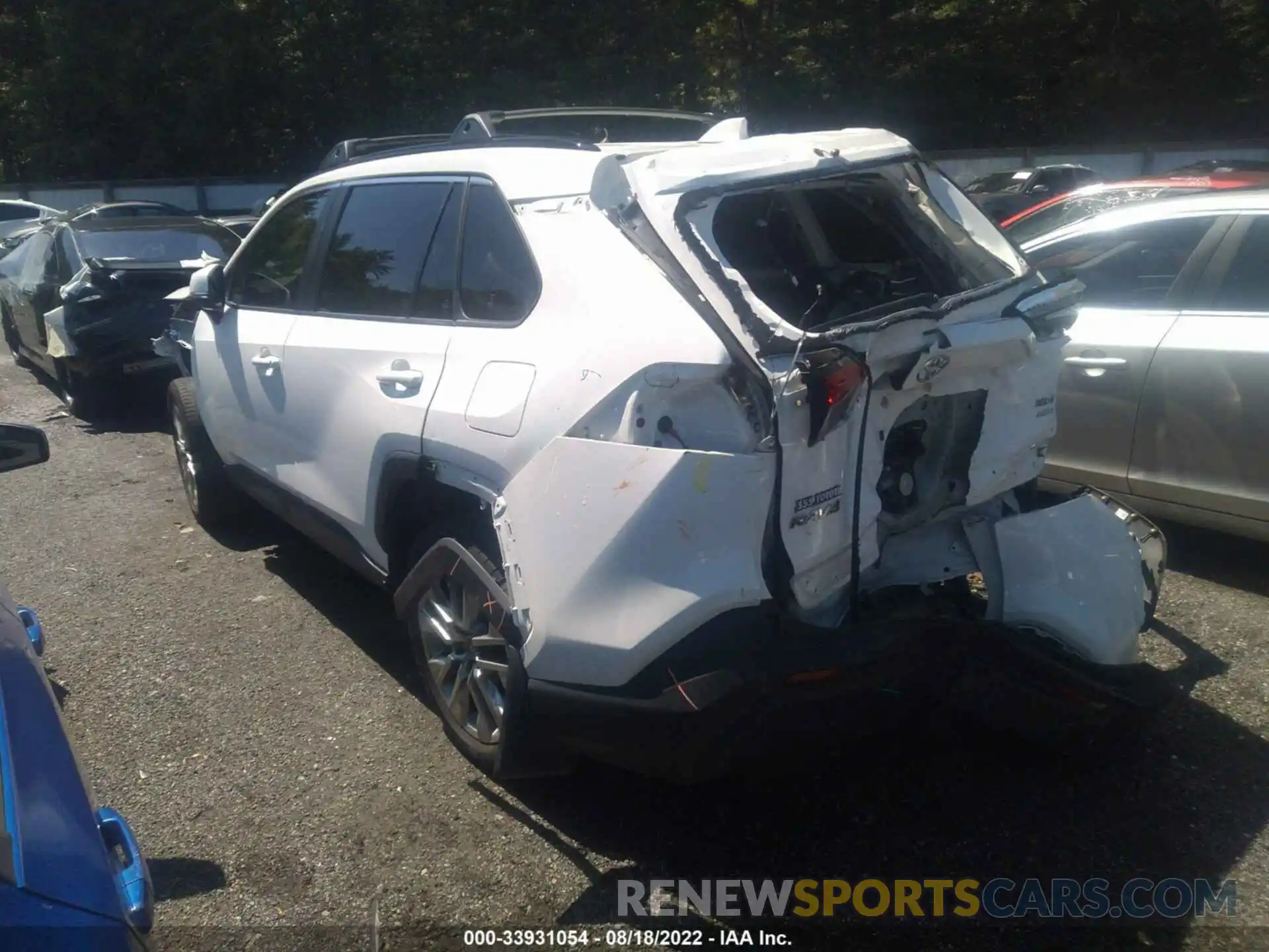 3 Photograph of a damaged car JTMA1RFV3KD037130 TOYOTA RAV4 2019