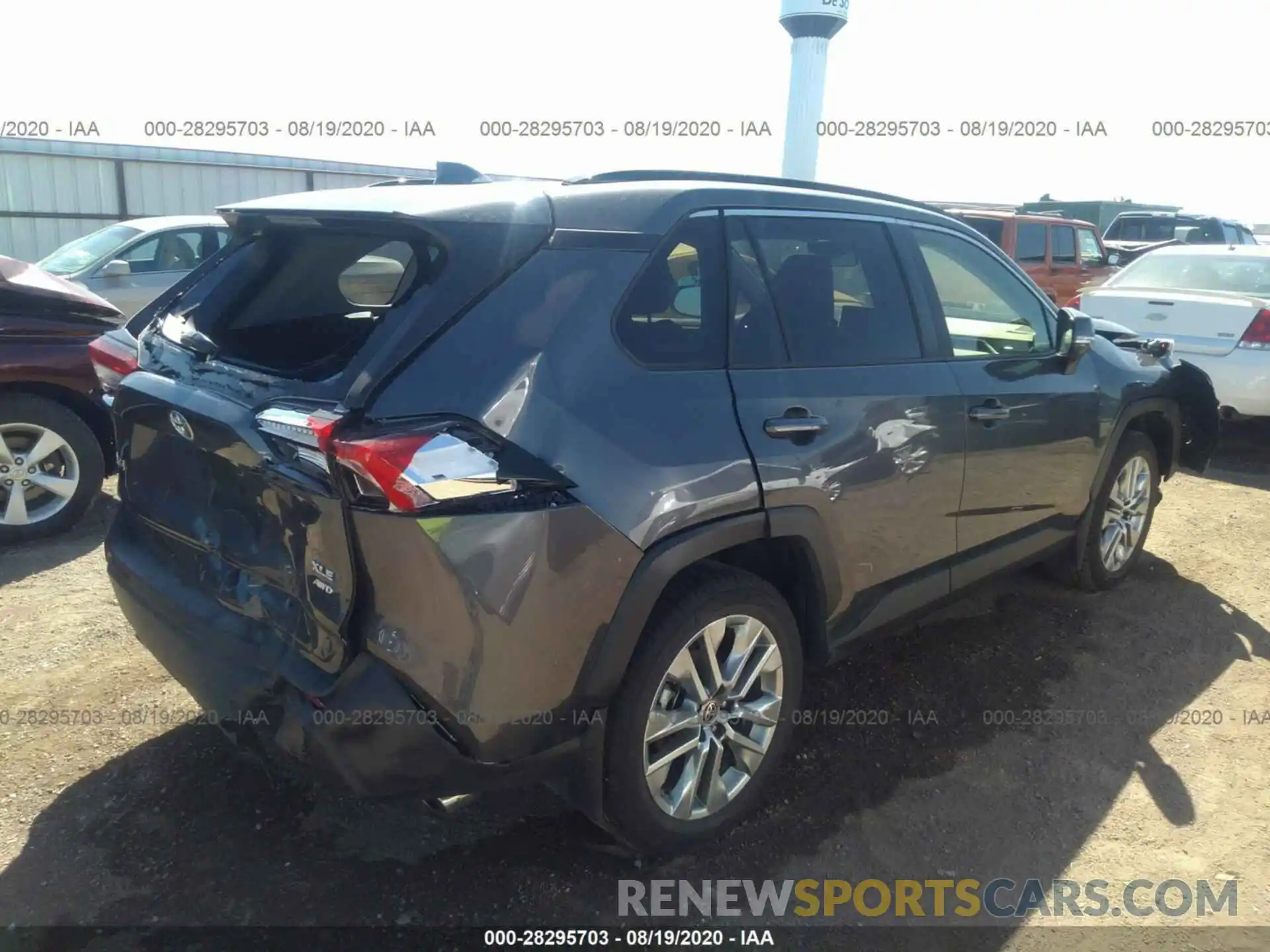 4 Photograph of a damaged car JTMA1RFV3KD041307 TOYOTA RAV4 2019