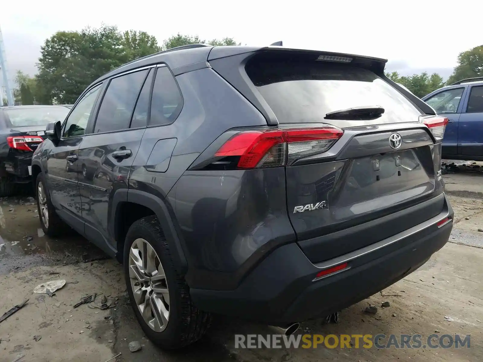 3 Photograph of a damaged car JTMA1RFV3KD515028 TOYOTA RAV4 2019