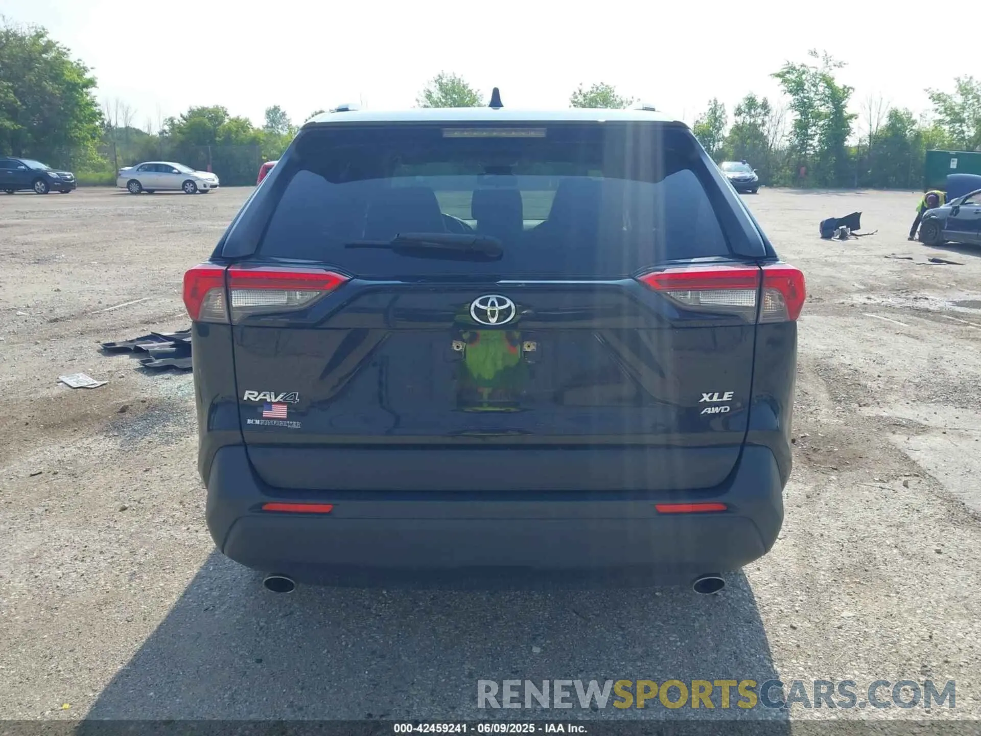 16 Photograph of a damaged car JTMA1RFV4KD015251 TOYOTA RAV4 2019