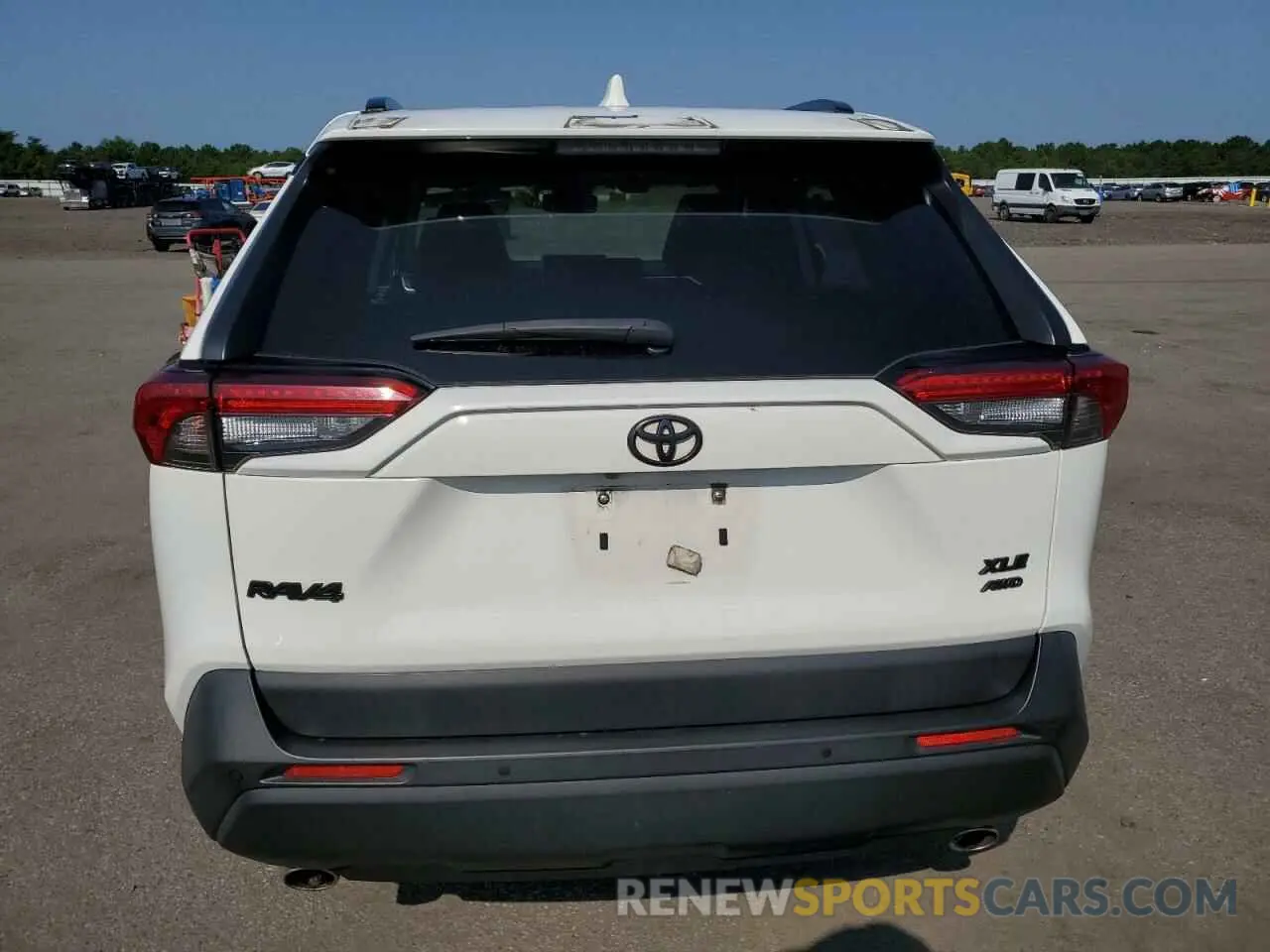 6 Photograph of a damaged car JTMA1RFV4KD502708 TOYOTA RAV4 2019