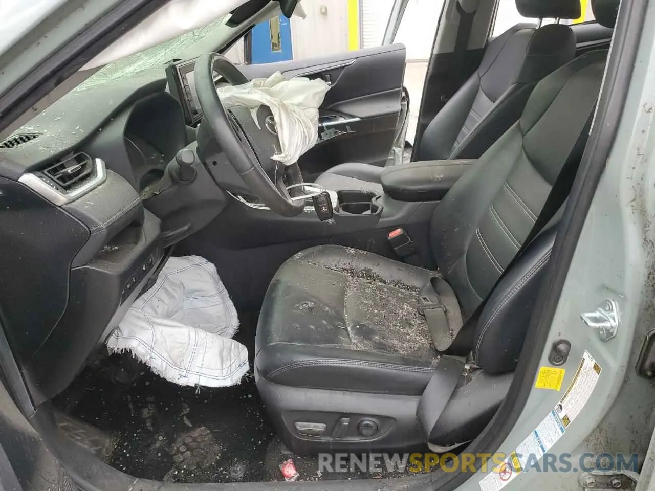 7 Photograph of a damaged car JTMA1RFV5KD010155 TOYOTA RAV4 2019