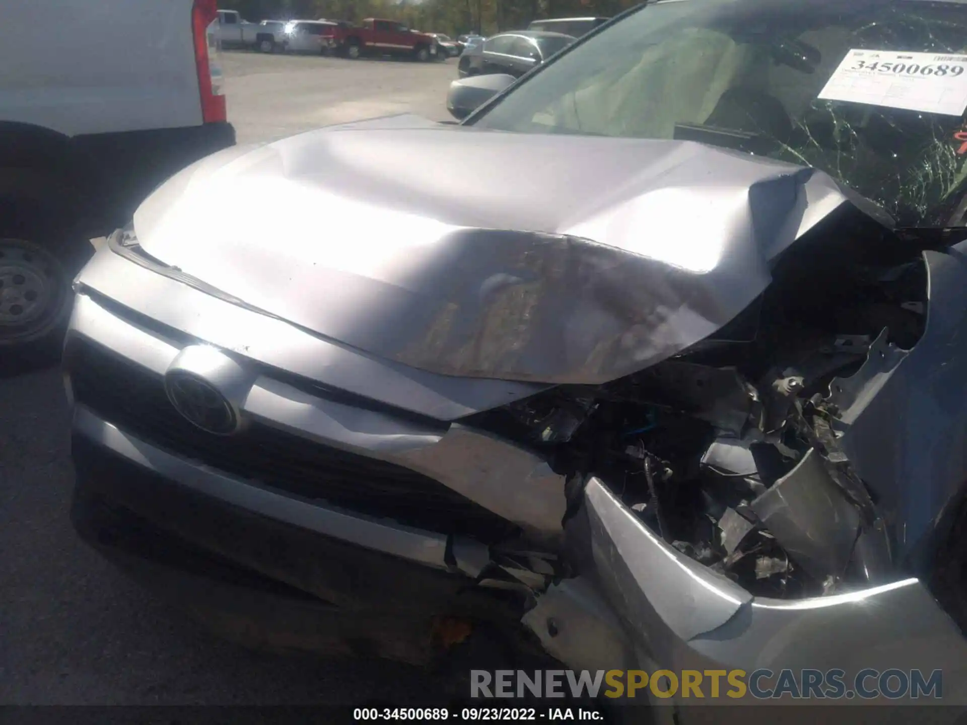 10 Photograph of a damaged car JTMA1RFV5KD013735 TOYOTA RAV4 2019