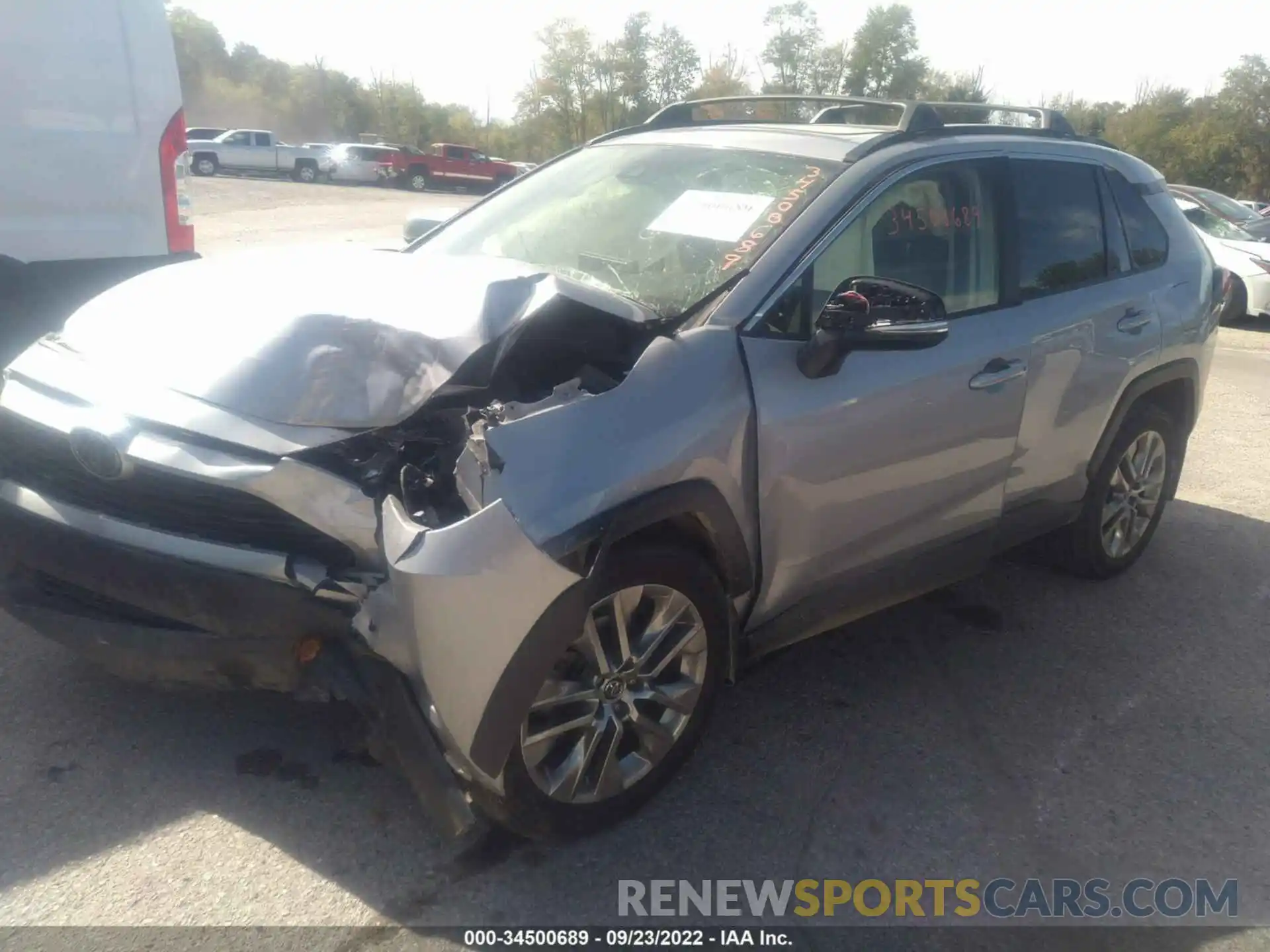 2 Photograph of a damaged car JTMA1RFV5KD013735 TOYOTA RAV4 2019