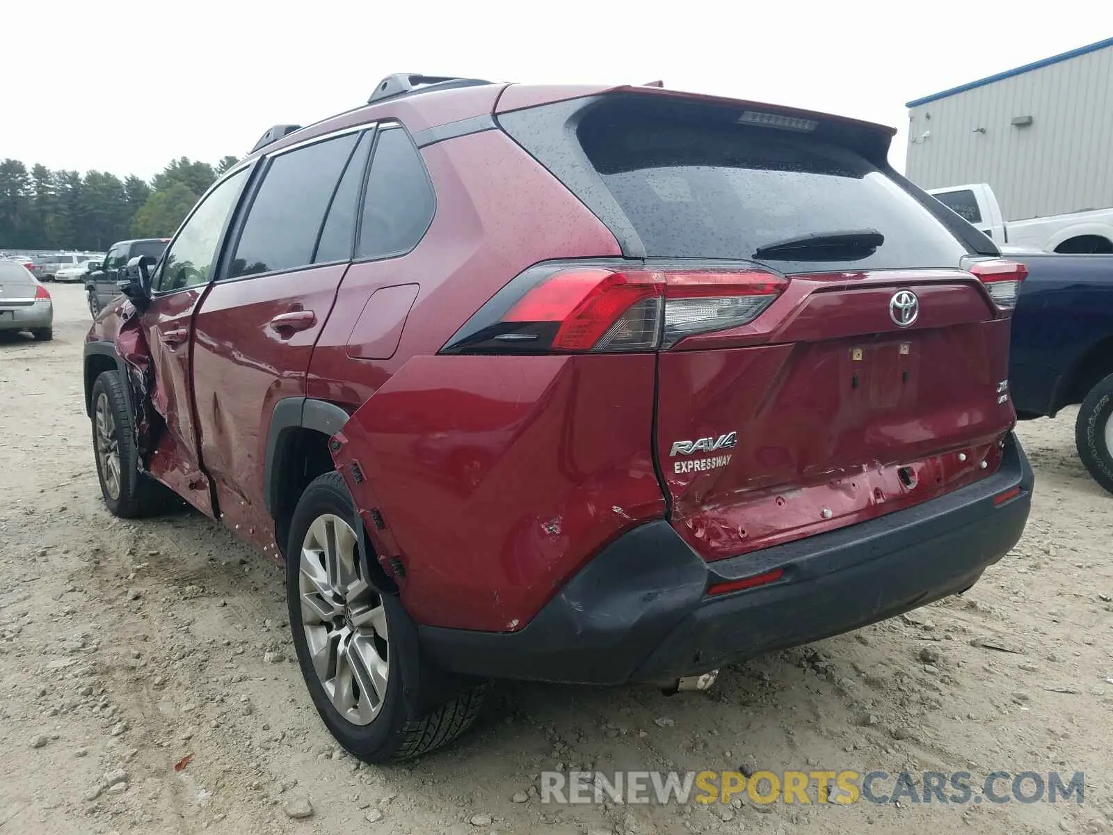 3 Photograph of a damaged car JTMA1RFV5KD502099 TOYOTA RAV4 2019
