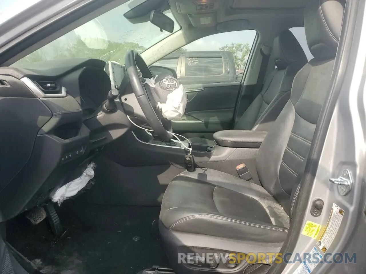 7 Photograph of a damaged car JTMA1RFV5KD503348 TOYOTA RAV4 2019