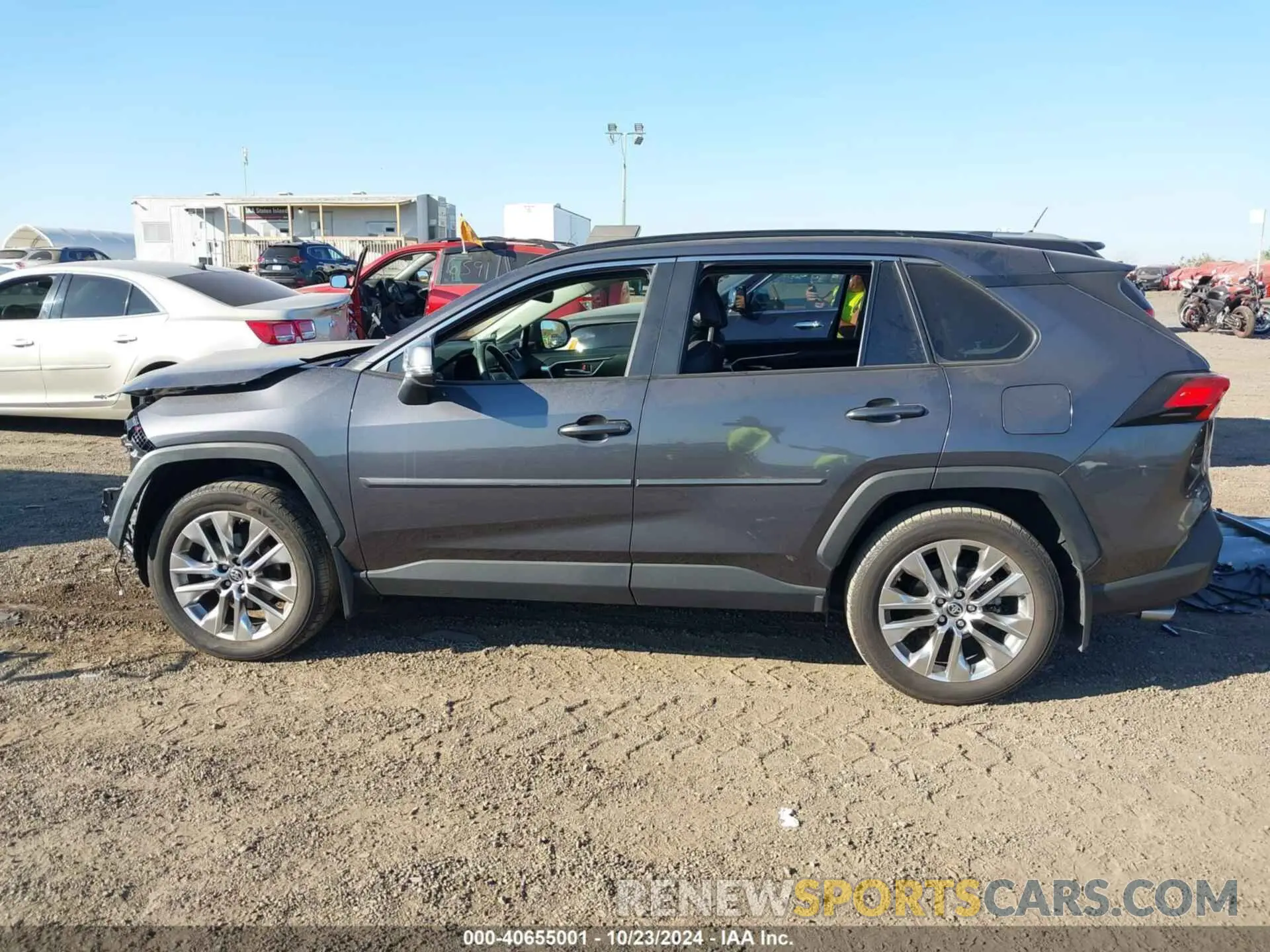 14 Photograph of a damaged car JTMA1RFV5KJ023649 TOYOTA RAV4 2019