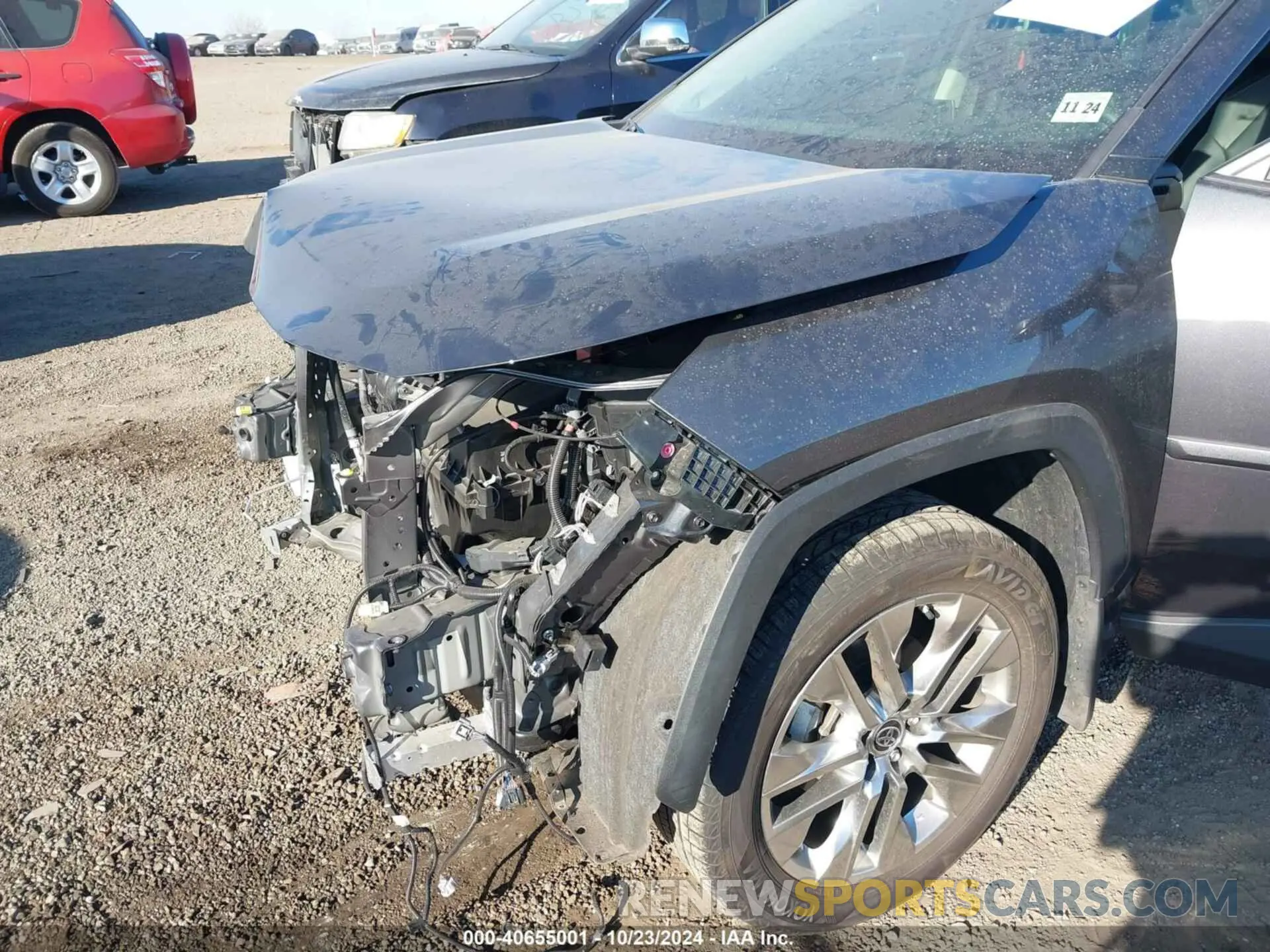 18 Photograph of a damaged car JTMA1RFV5KJ023649 TOYOTA RAV4 2019