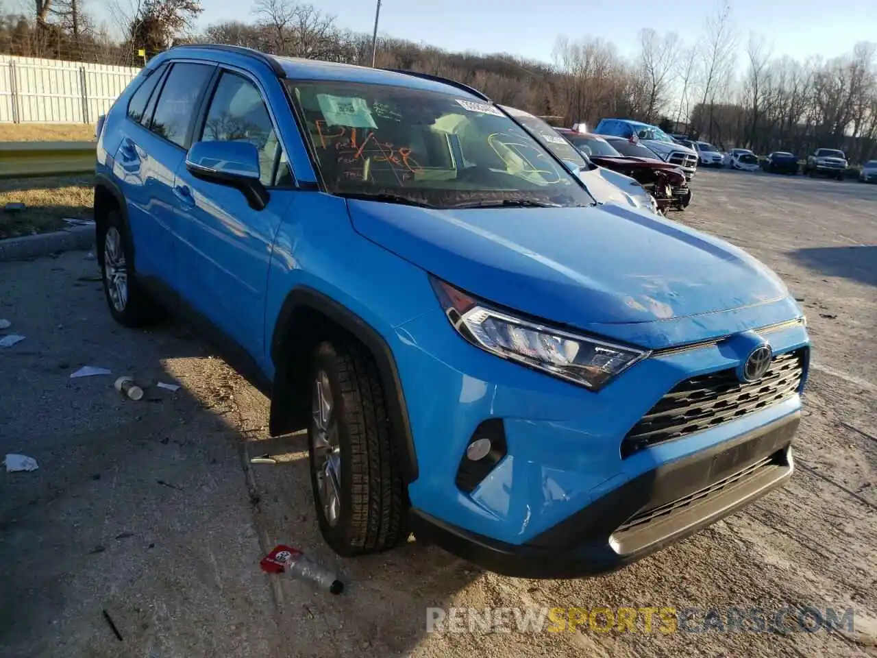 1 Photograph of a damaged car JTMA1RFV6KD009869 TOYOTA RAV4 2019